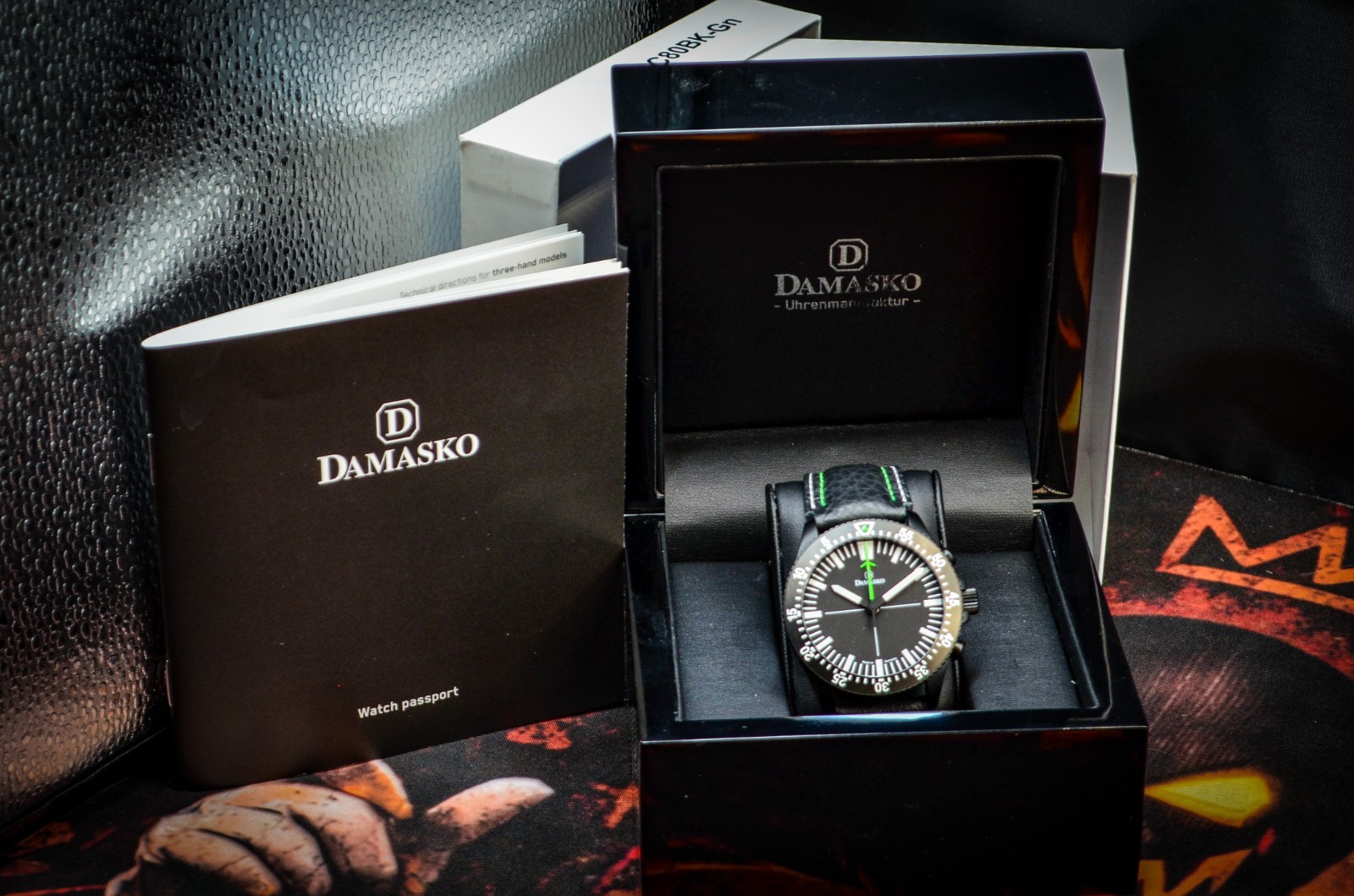 Damasko DC80 Center Chronograph Ice-Hardened Stainless Steel Bracelet Box Papers