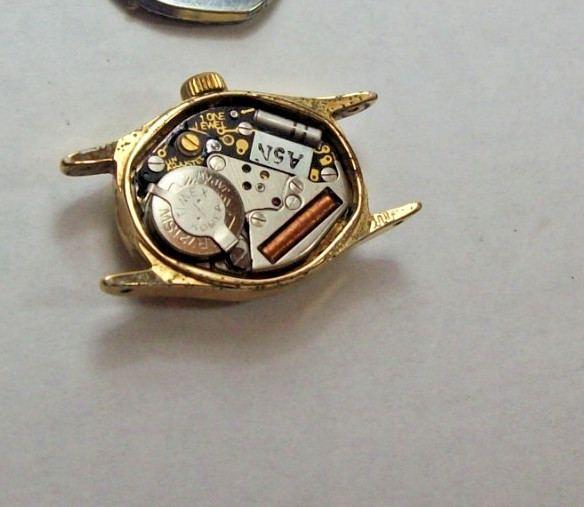 Timex Q Ladies Watch Earlier Minty Luxury ’70’s Quartz Gold-Filled fit 5.9″-6.4″