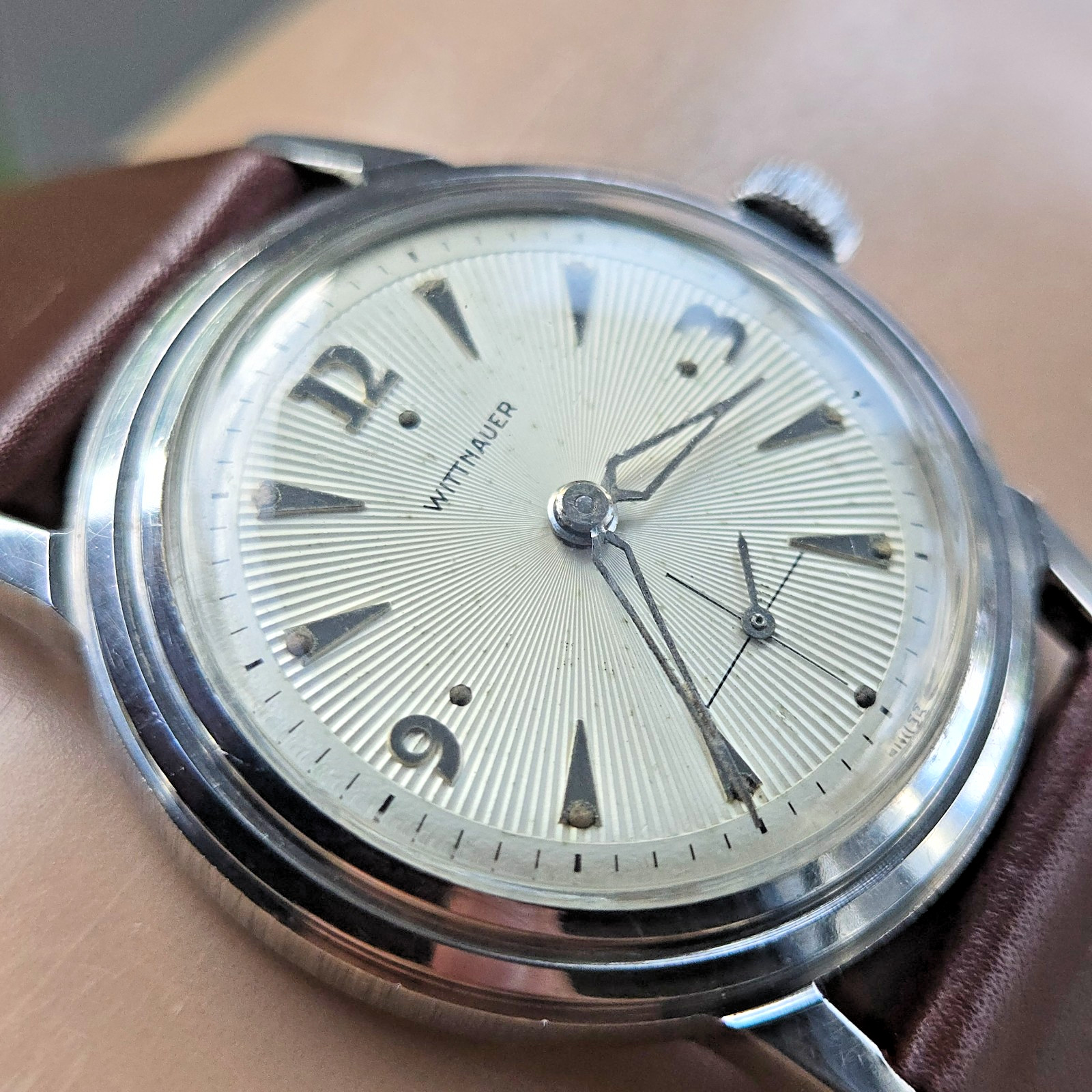 Vintage WITTNAUER men’s manual wind watch 10SG Sunburst dial 1950s