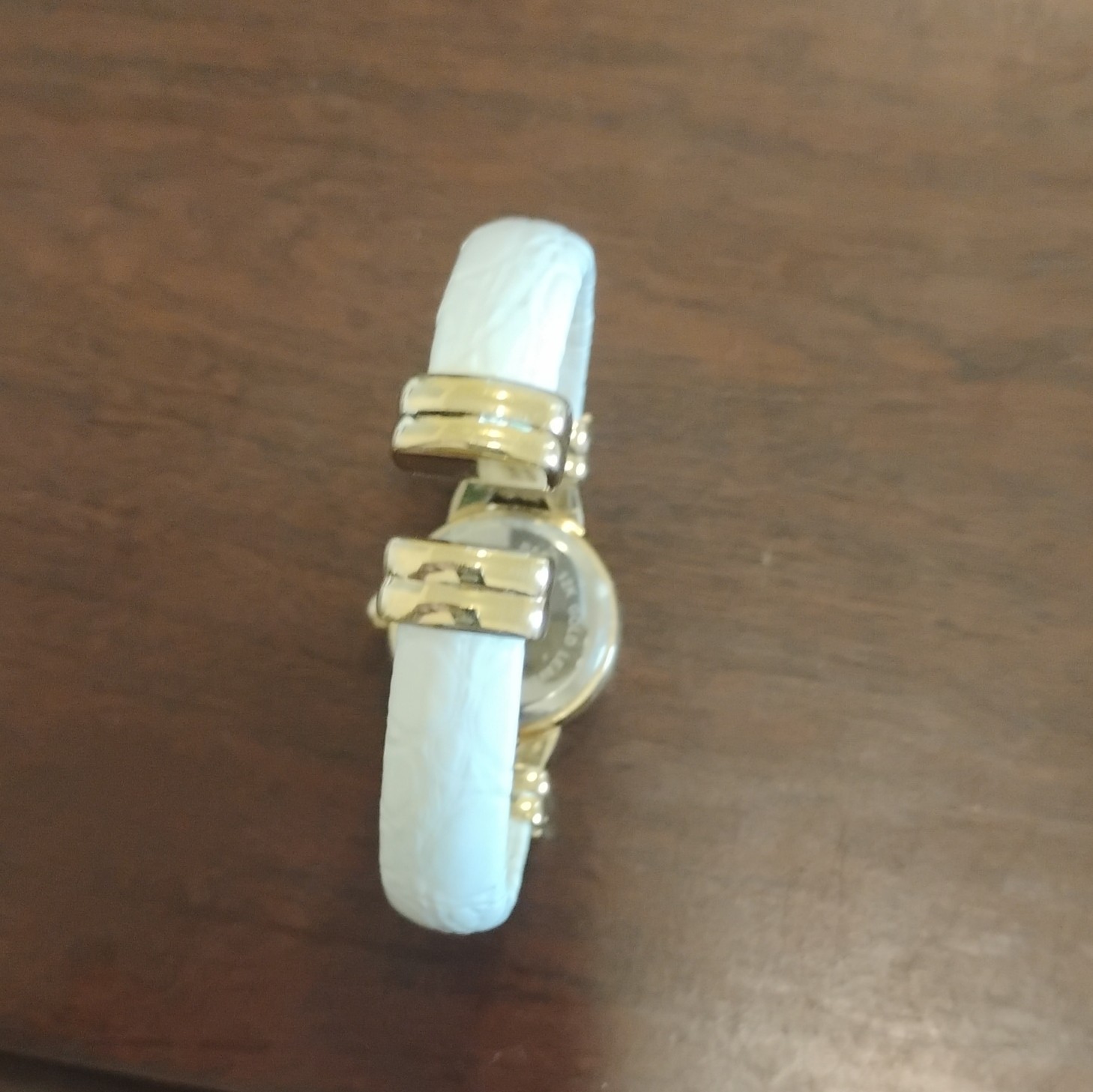 Black Hills Gold Women’s Watch 12K Gold Leaves White Leather Cuff New Battery