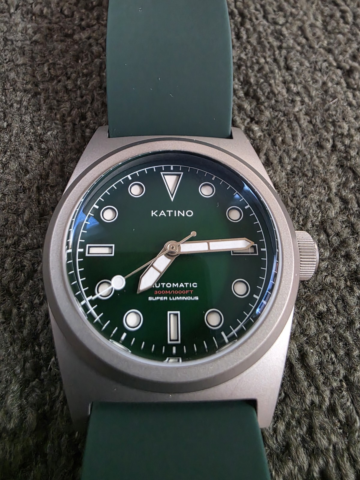 Katino Shark Shadow Diver 300M Titanium Automatic Green Dive Watch