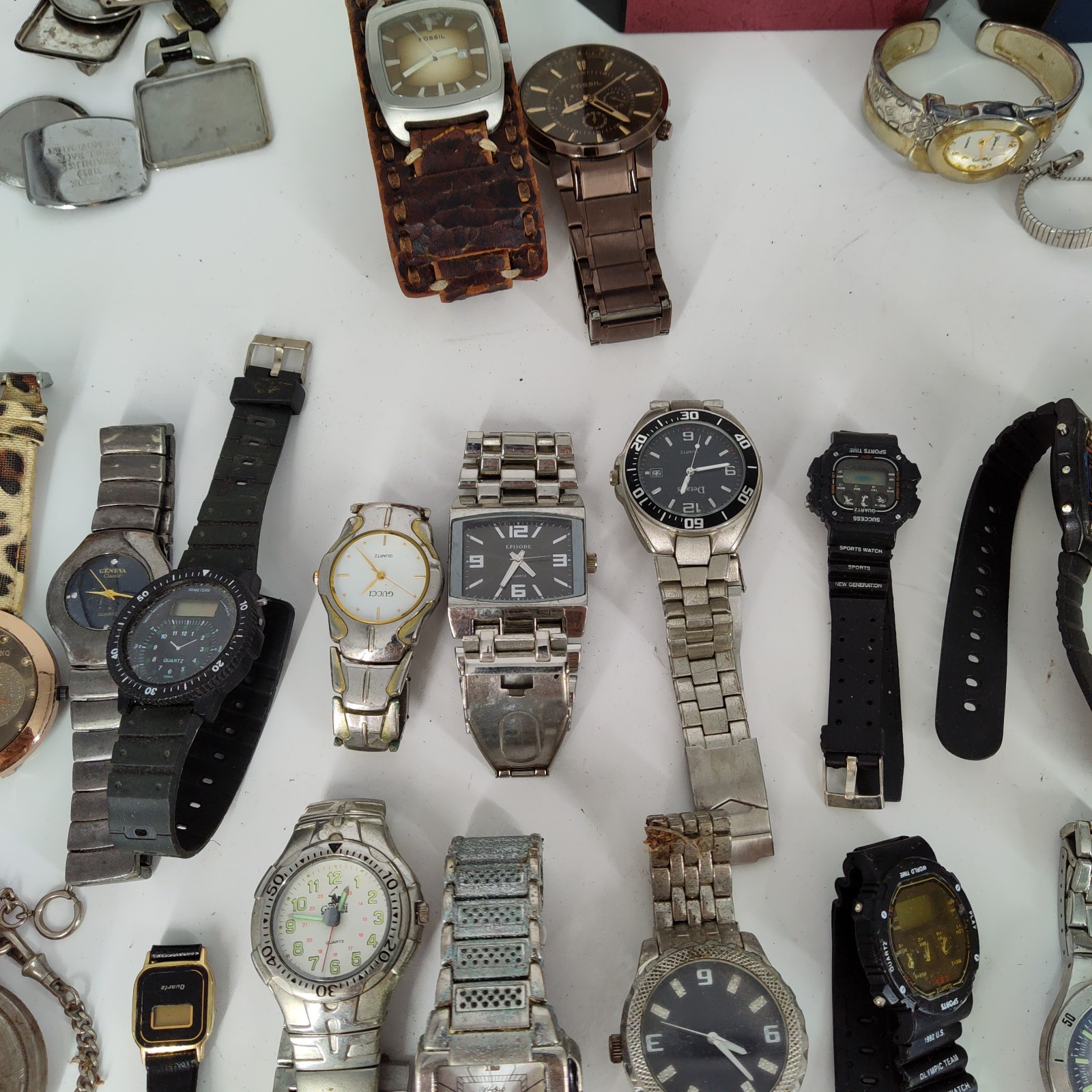 Lot of 15lbs 172 Assorted Watches Mens & Womens PARTS REPAIR