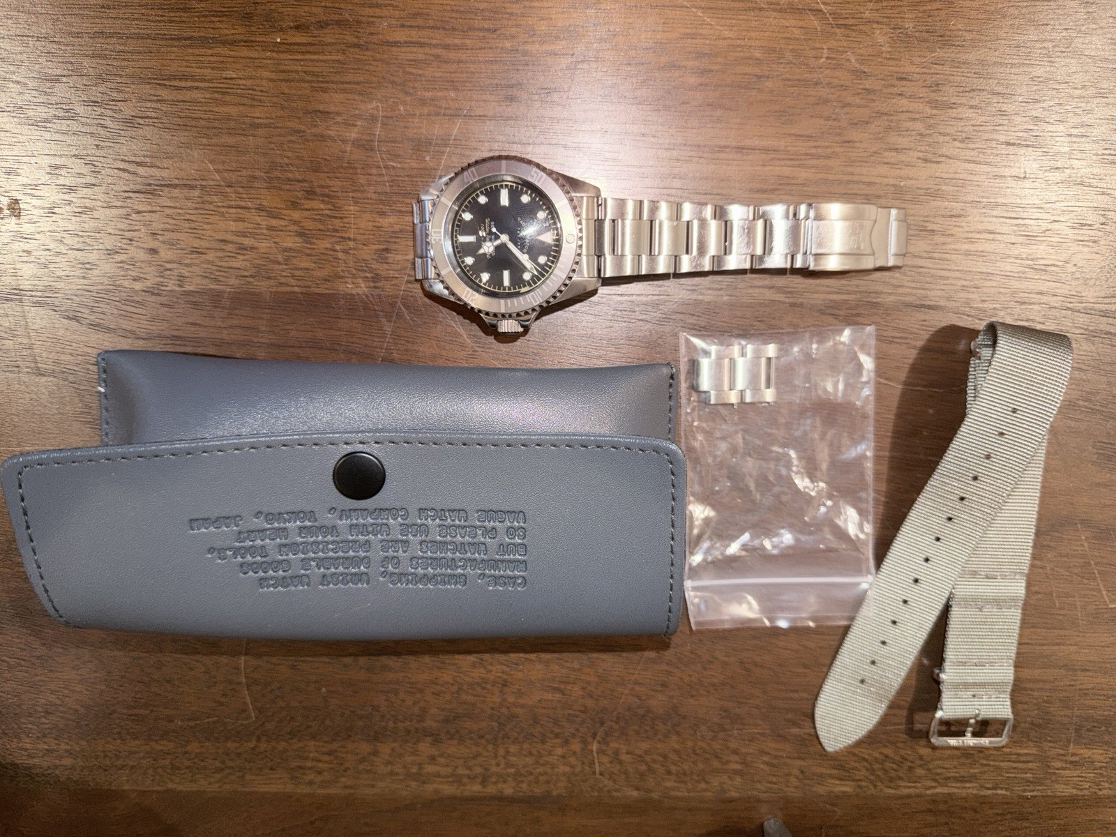 Vague Watch Co. Gray Fade Submariner Style Watch Full Kit