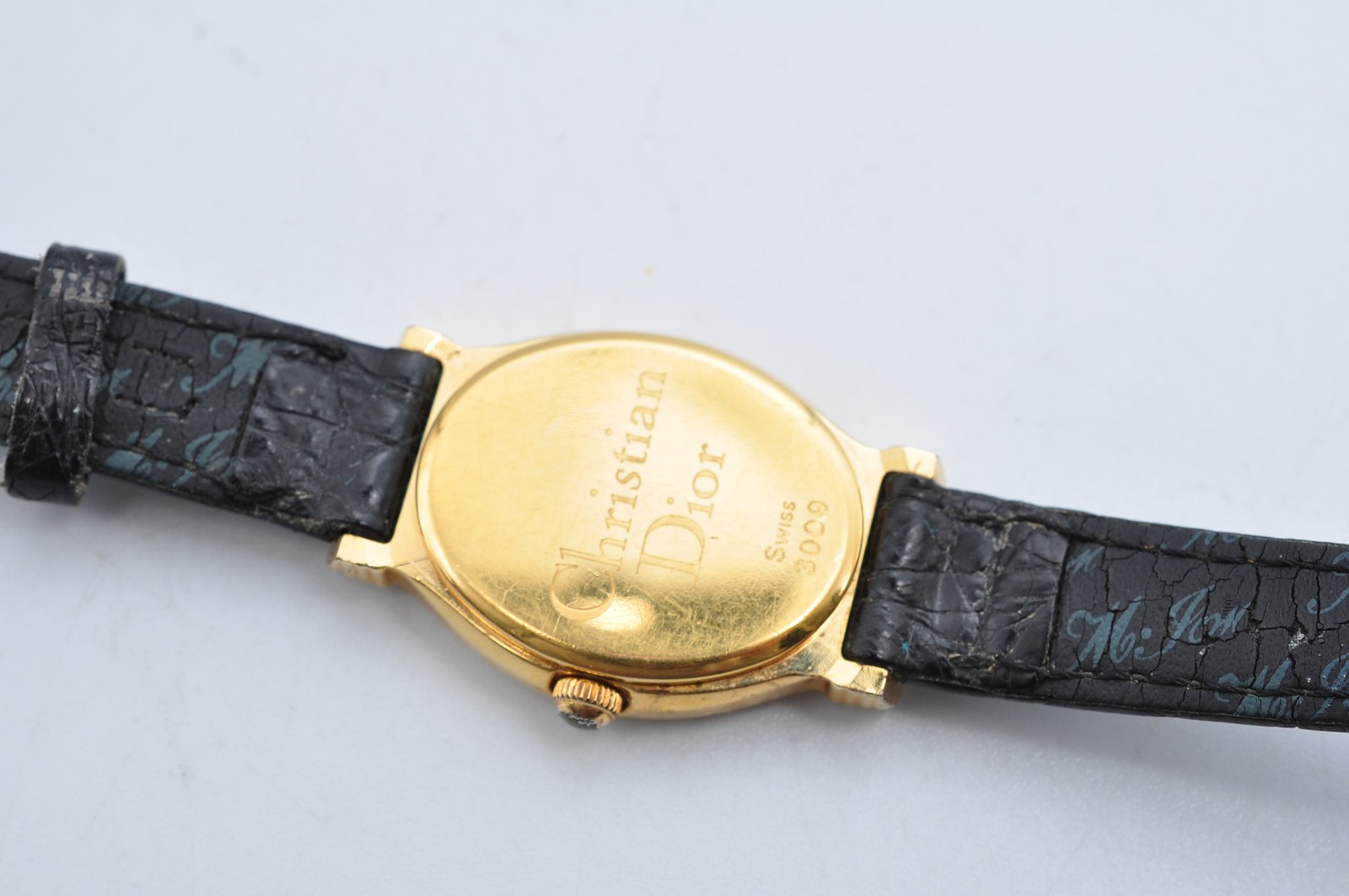 Christian Dior 3009 Watch Women Gold Tone Oval Dial Black Leather Auth w-1354