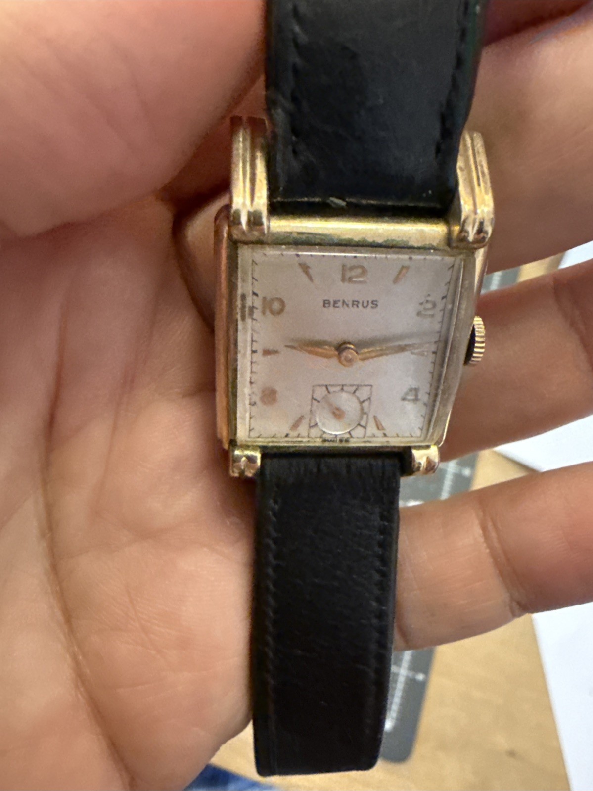 1950s Benrus Men’s Square tank watch domed glass 10K RGP runs Fancy Lugs