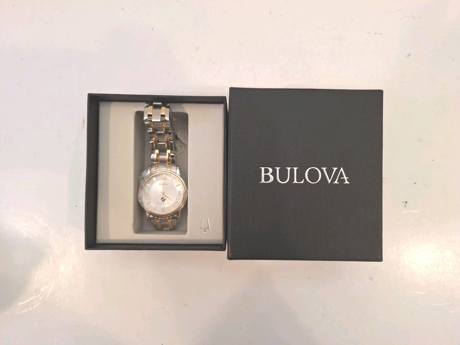 New Old Stock Men’s Bulova 2 Tone Watch Double Platinum 98A150-$250 Retail