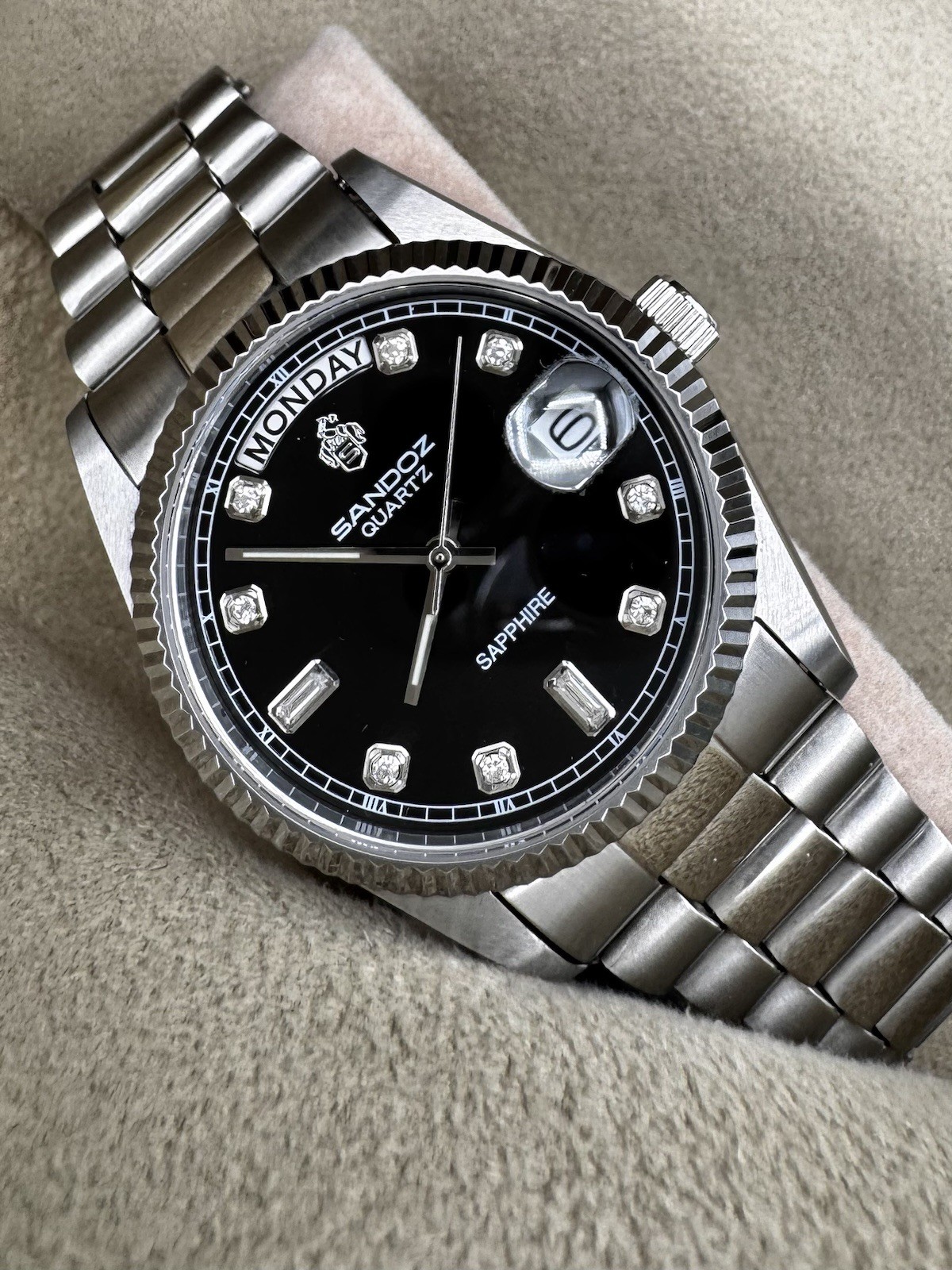 RARE SANDOZ QUARTZ PRESIDENT Silver Sapphire Diamond Black Dial Watch NO G2U