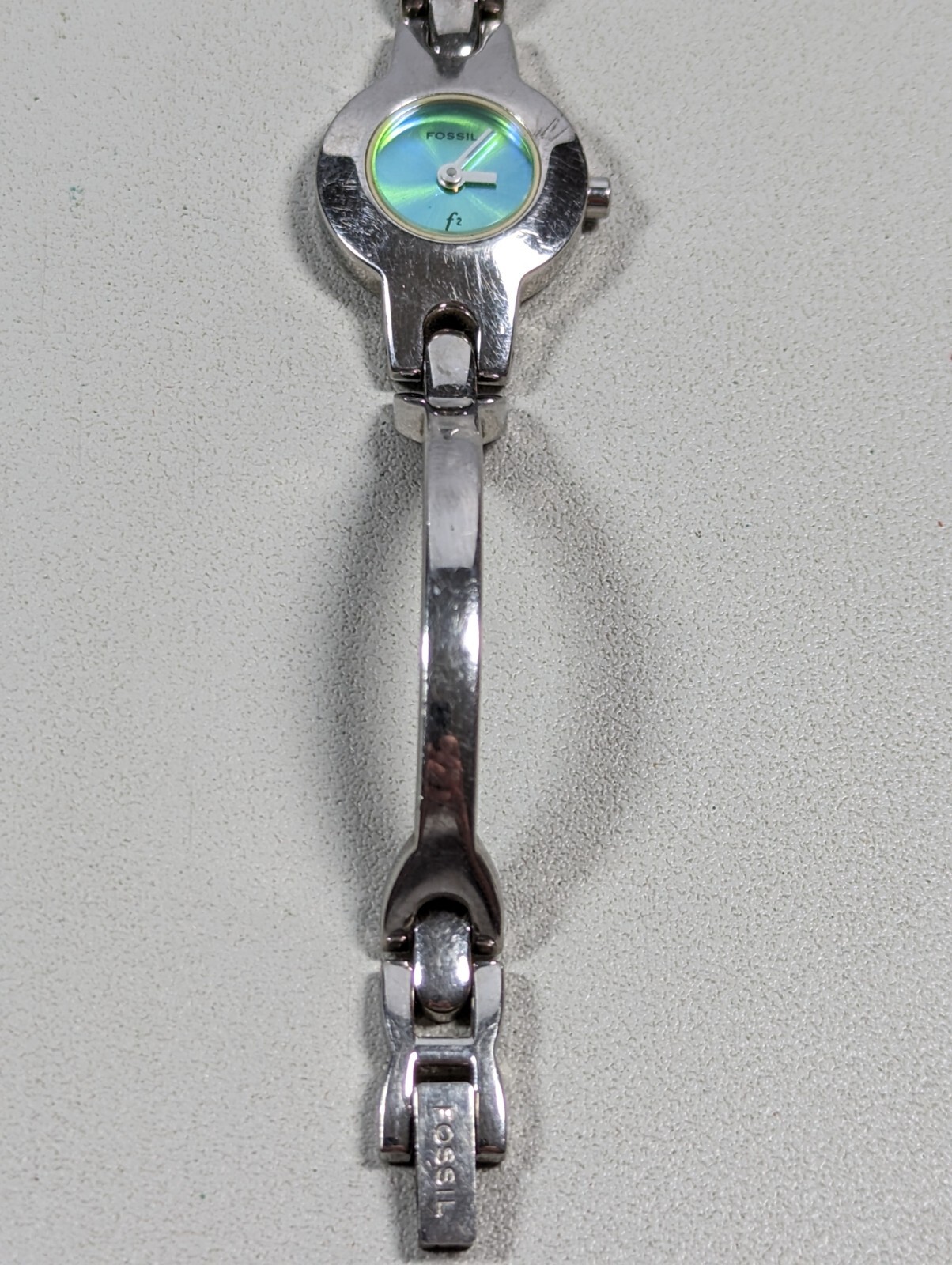 Fossil F2 Blue Dial Round Silver Tone Case Bar Style Bracelet Band Watch 6.25 In