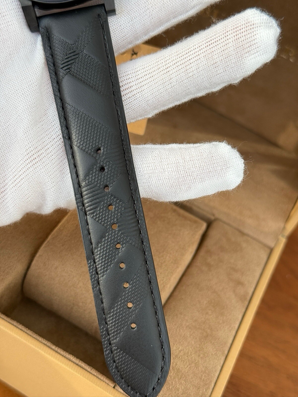 Burberry The City Black Dial Black Leather Strap Watch for Men – BU9906
