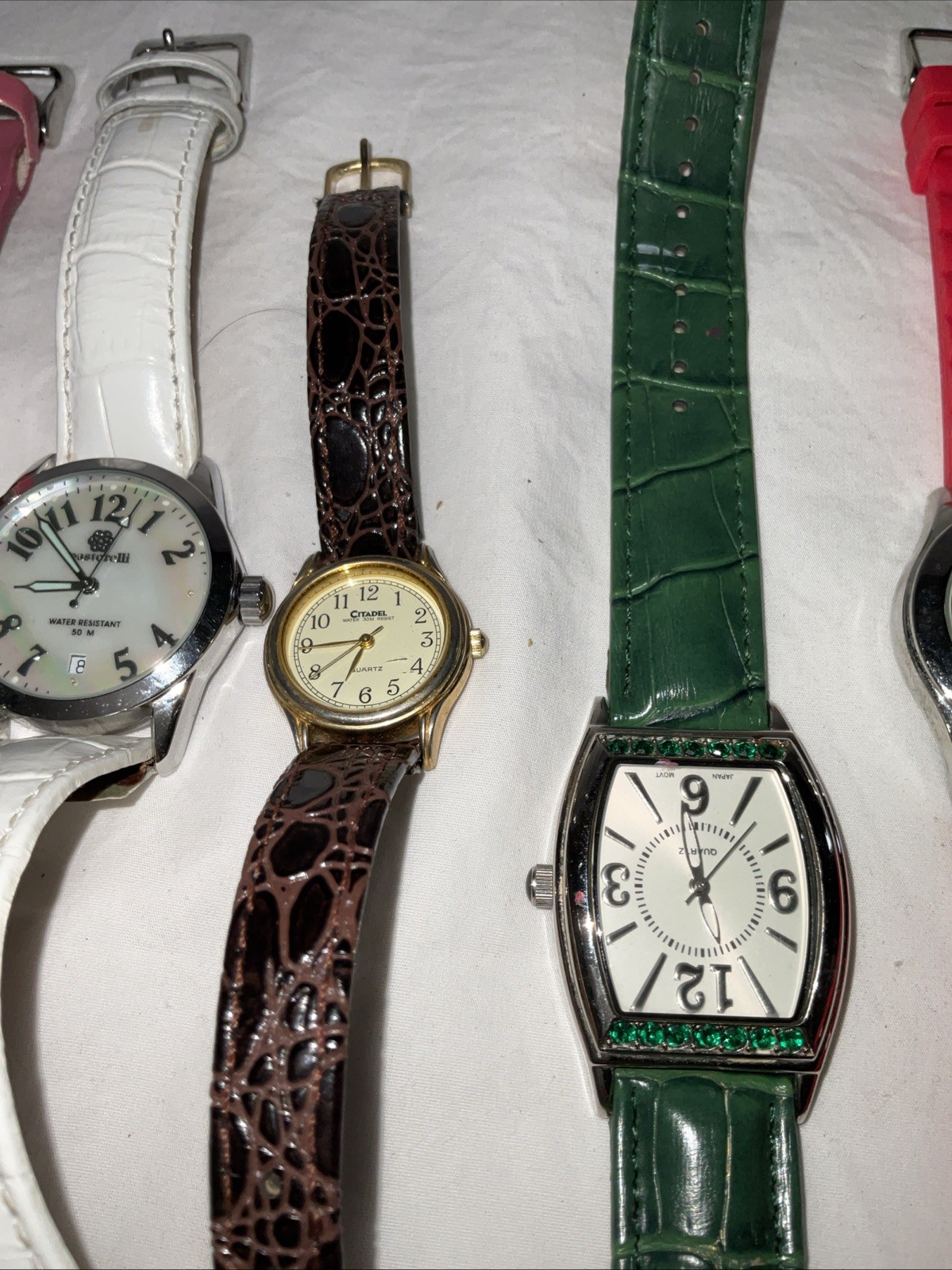 Lot Of 13 Vintage Watches Various Brands Untested