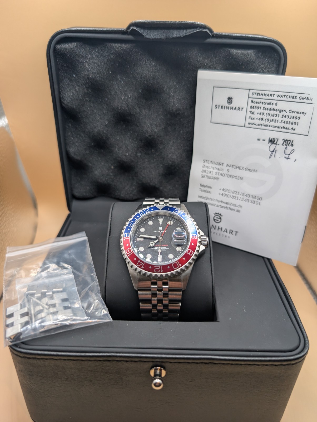 STEINHART OCEAN ONE GMT ”PEPSI“ SWISS ETA 2893-2 42MM WATCH BOX & PAPERS
