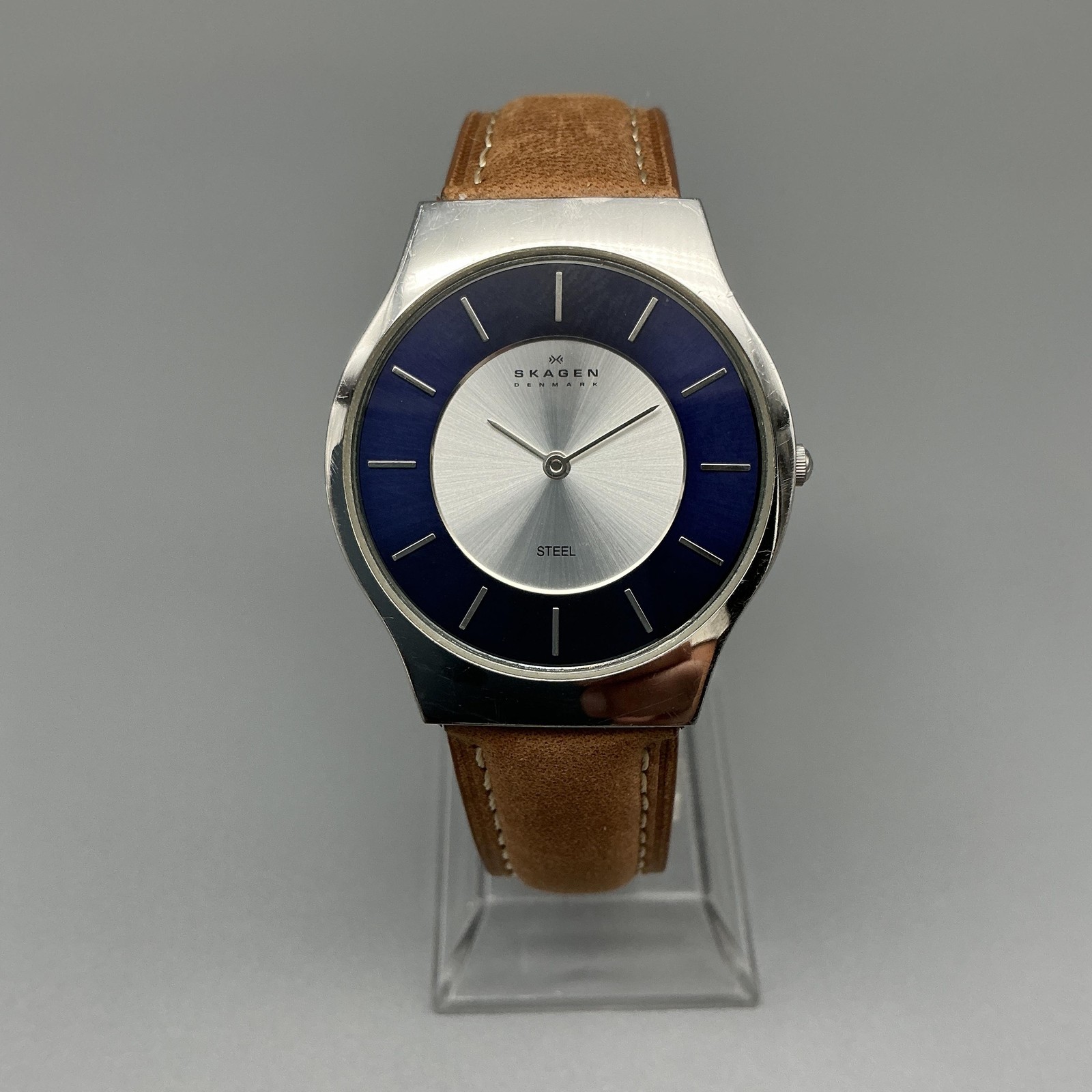 Skagen 233LSSNC Mens Watch 34mm Blue Silver Dial Brown Leather New Battery