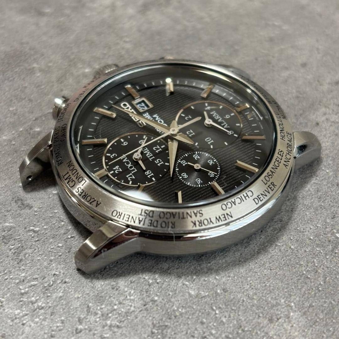 Seiko 5T82 0AK0 World Time 10 ATM Water Resistant 100M Chronograph