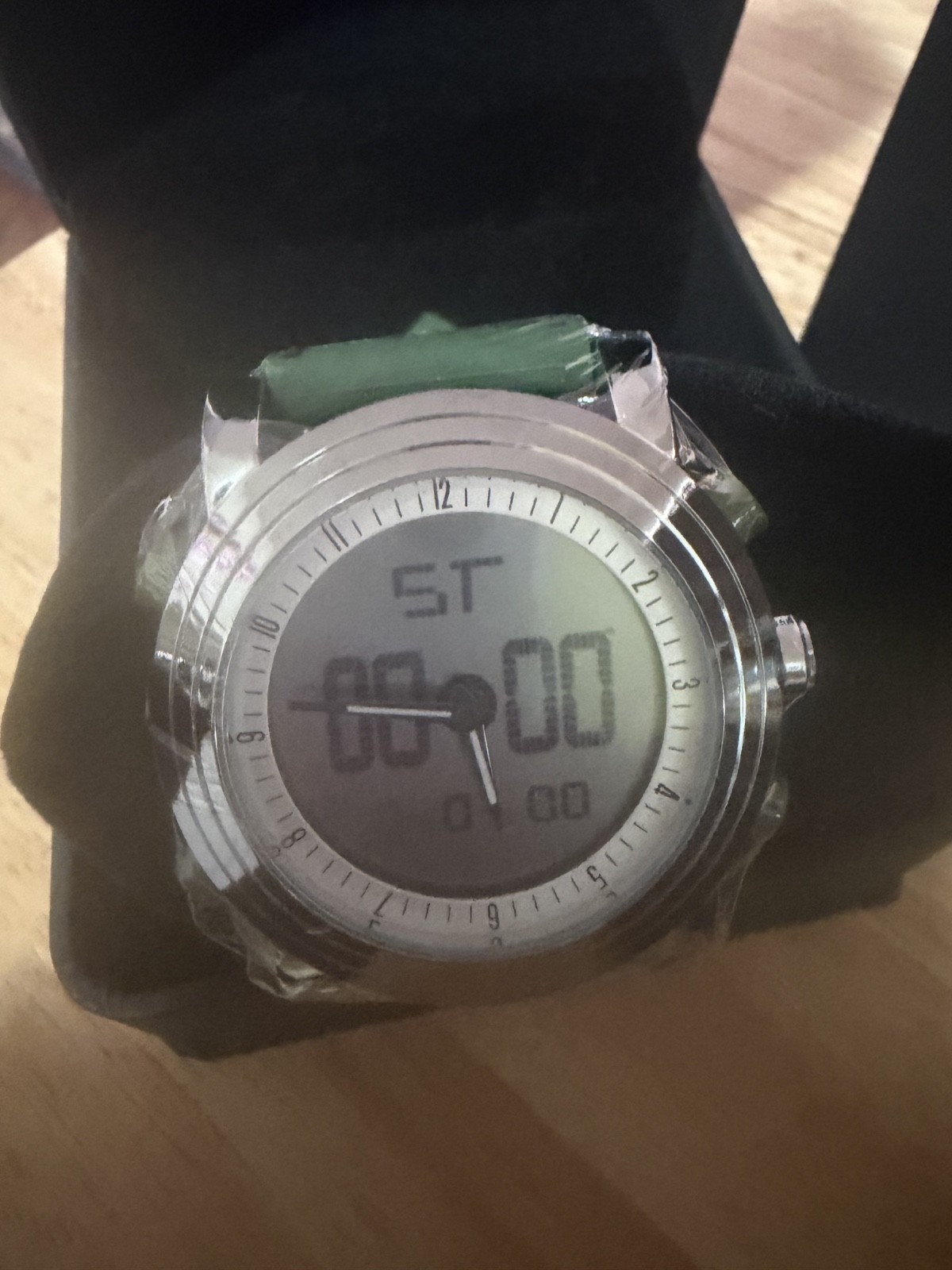 Brand New Cortella Watch – Men’s & Women’s – Sports Green LED Digital and Analog
