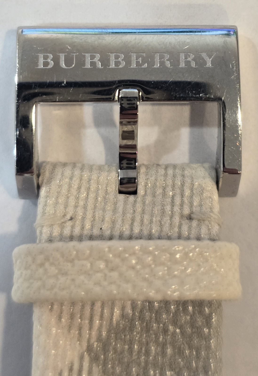 Burberry BU1798 Nova Check Strap White Dial Stainless Steel Quartz Watch *Works*