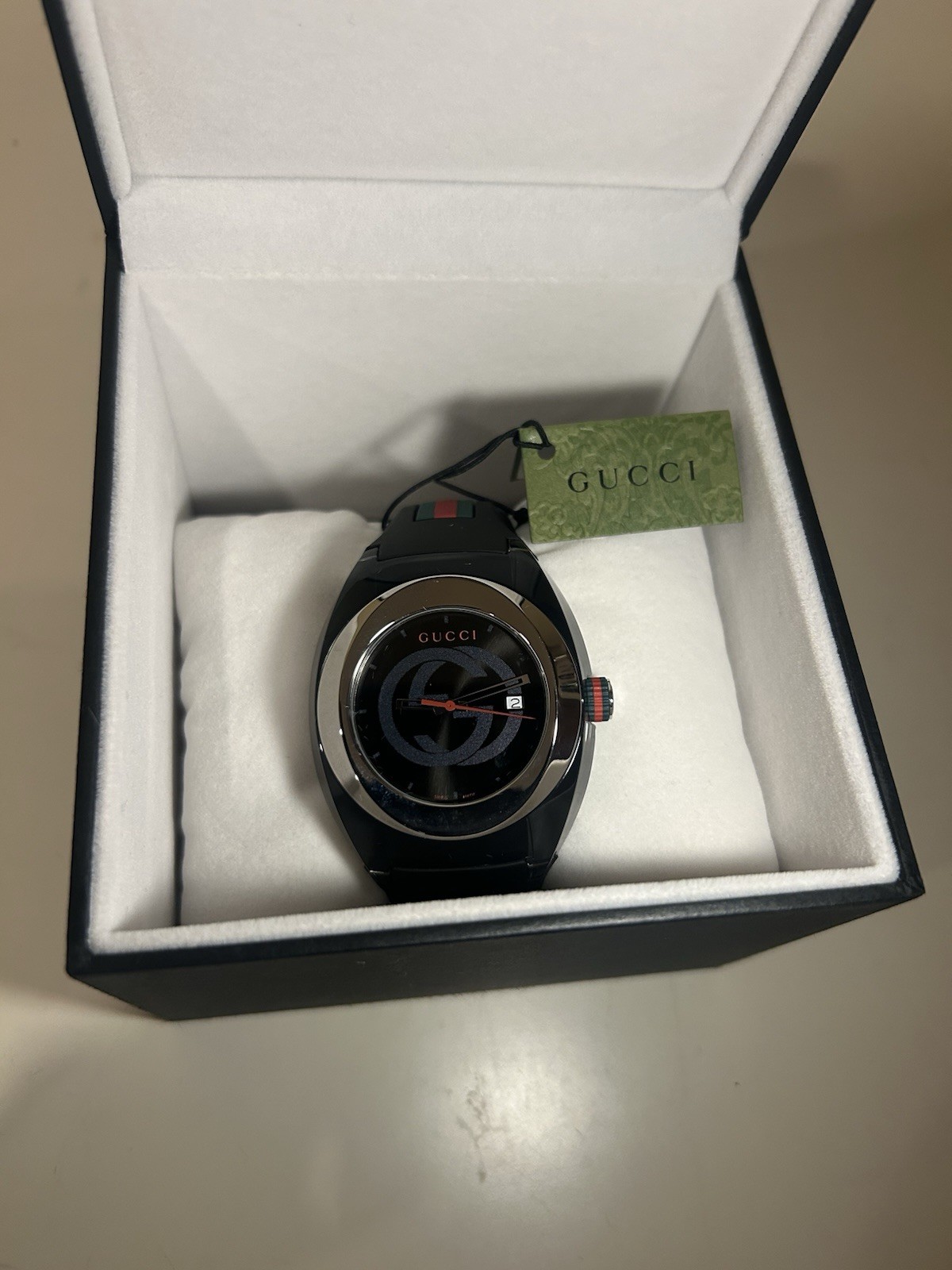 Gucci Sync XXL YA137101 Men’s Quartz Rubber Band Watch New In Box