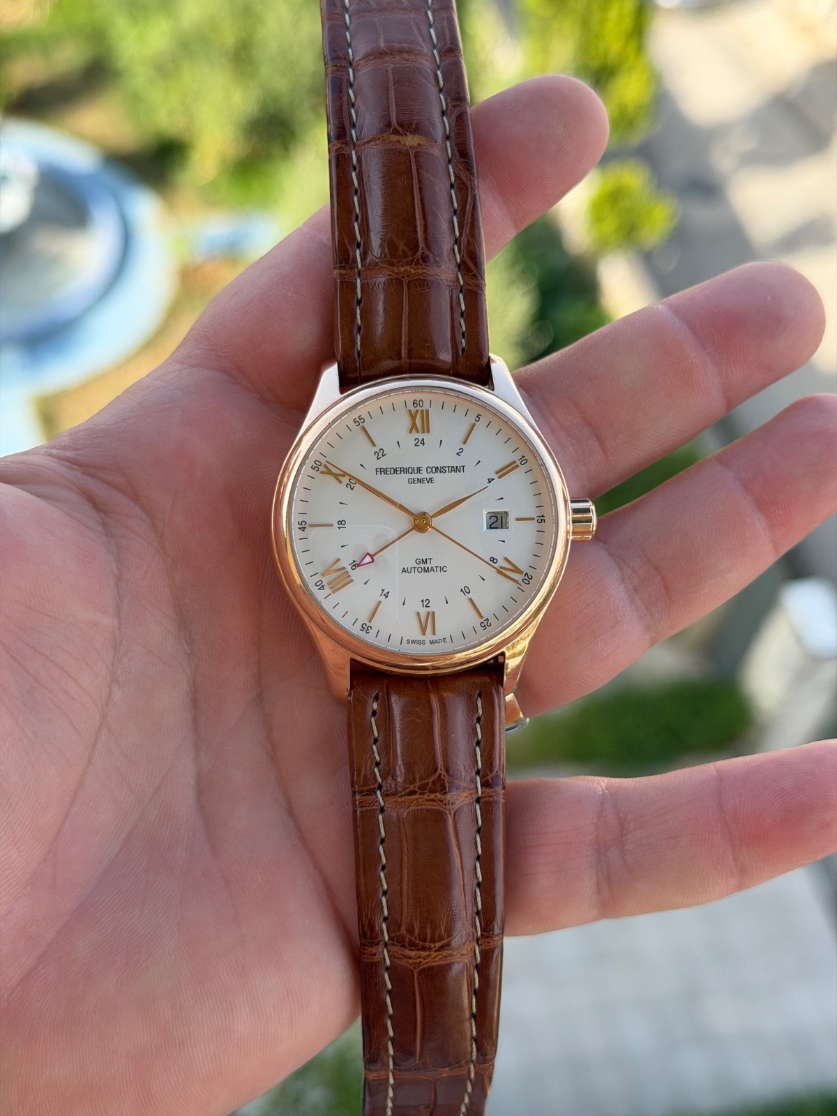 Frederique Constant Classics Automatic GMT FC-350X5B4/6 PVD Rose Gold 42 mm