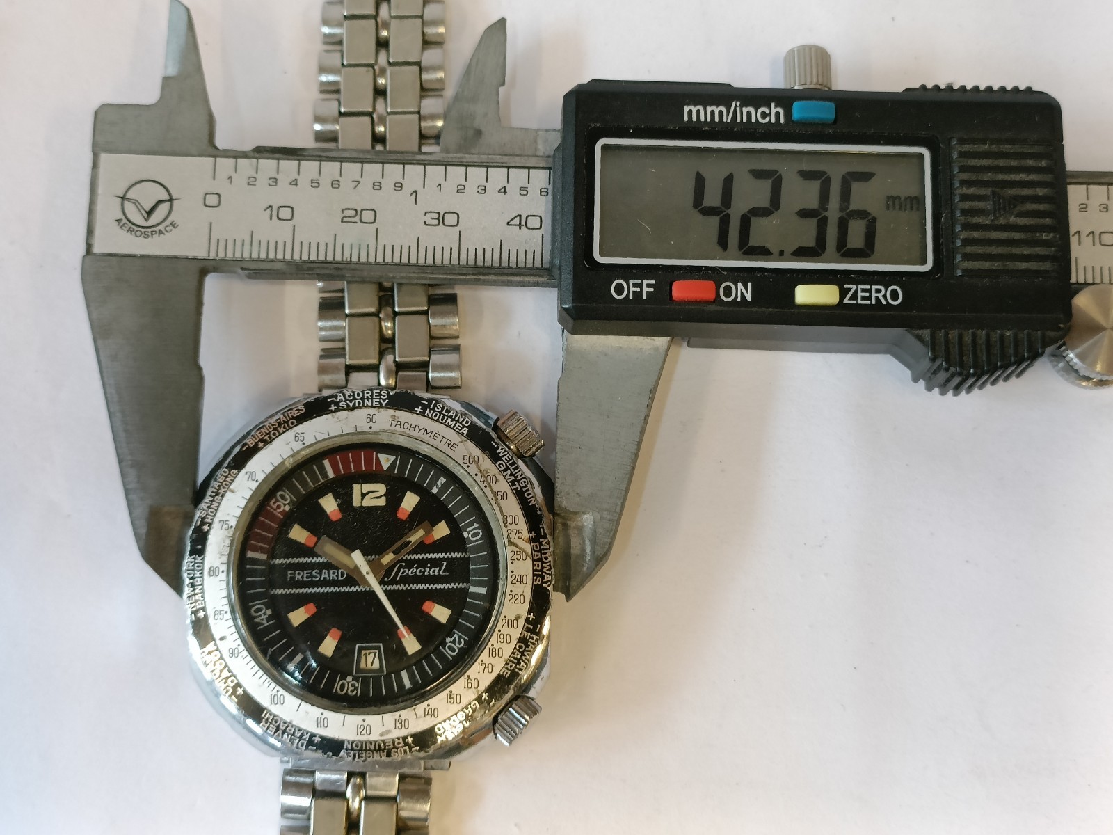 FRESARD SPECIAL 17J WINDING PATINA BLACK DIAL MEN’S WORKING CONDITION