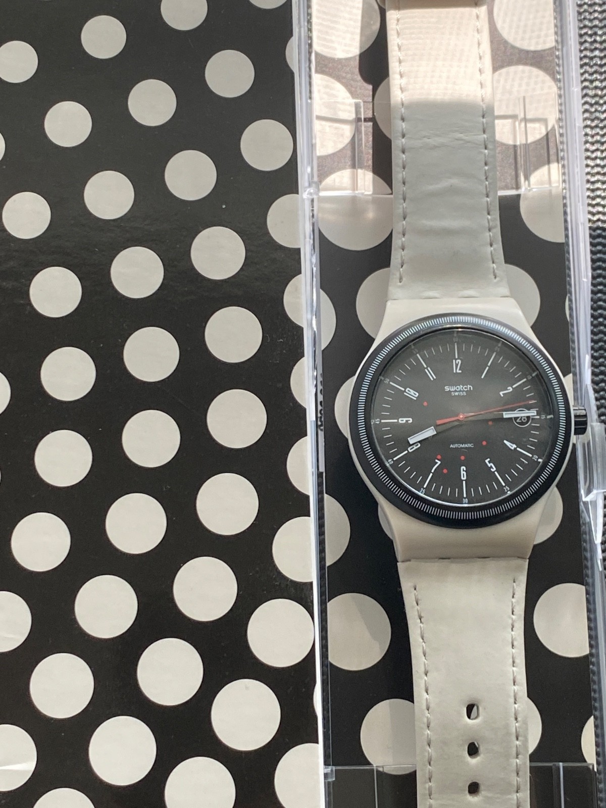 New Limited Edition Swiss Swatch SISTEM51 CREAM SUTM400 Automatic 42MM Leather