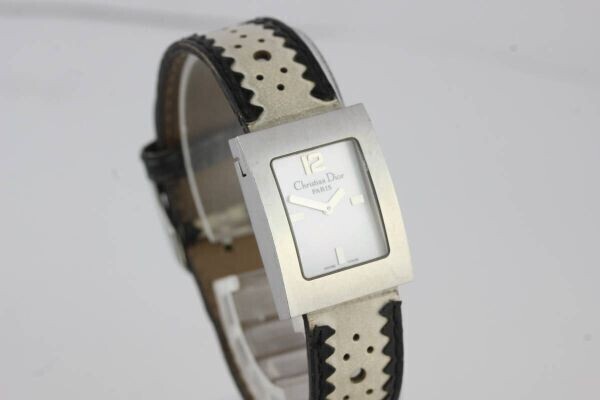 Christian Dior Maris D78-109 Quartz Ladies Vintage Watch Shell Dial Japan