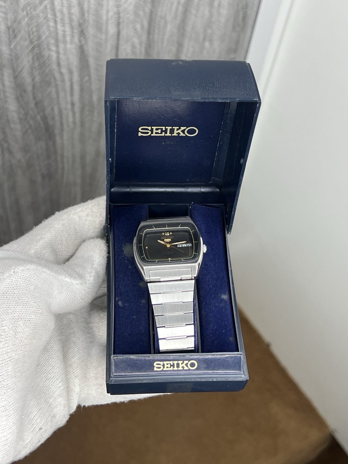 Vintage Seiko 5 Automatic TV Shape 6309-4004 Day/Date Men’s Wristwatch Japan.