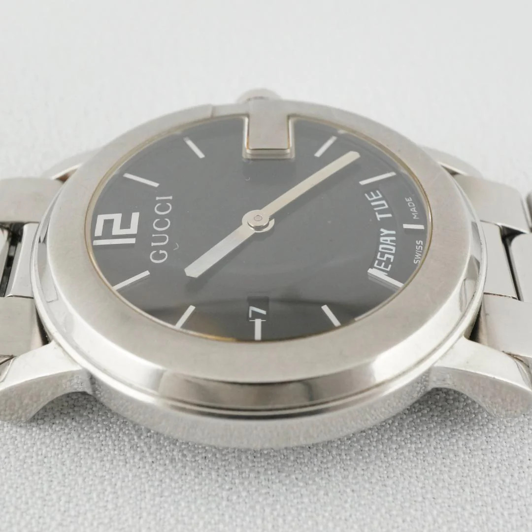 GUCCI 101M Quartz Stainless Steel Grey Mens Watch