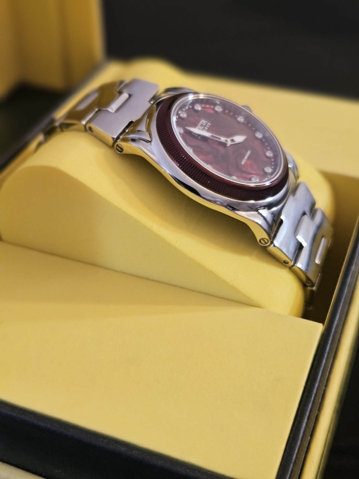 New Invicta Reserve Slim Lady Model No. 41092 38mm
