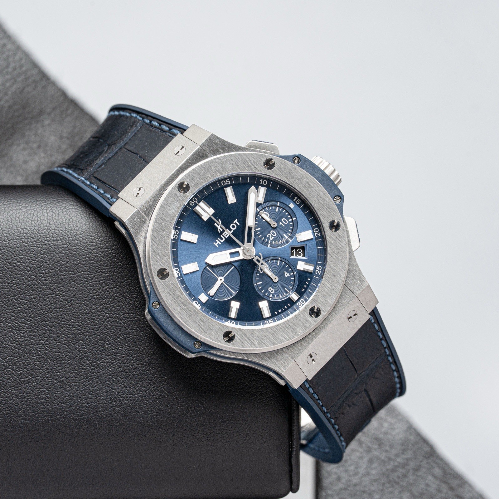 Hublot Big Bang Blue Men’s Watch – 301.SX.7170.LR