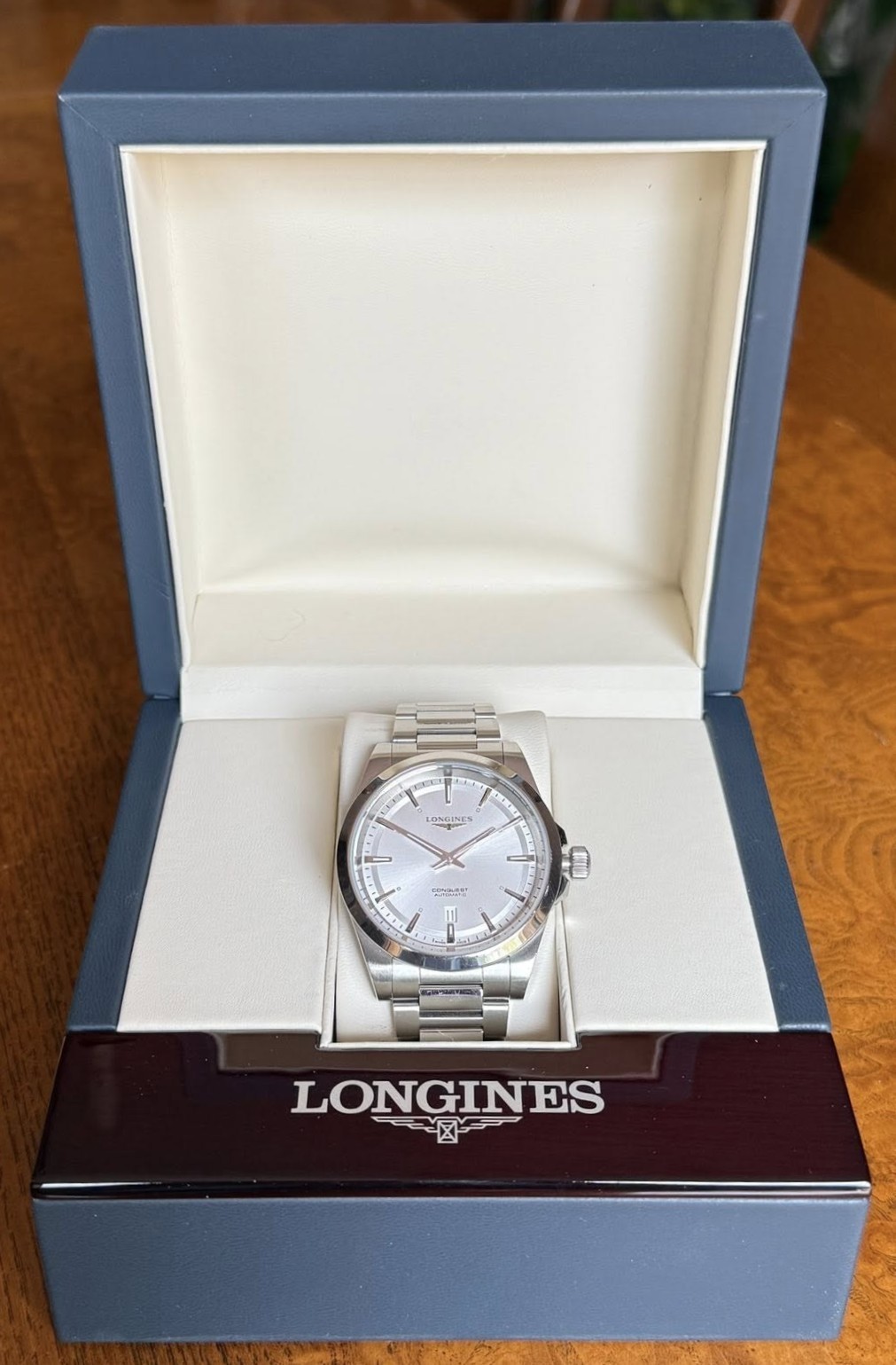 LONGINES CONQUEST 41MM – PRE-OWNED & BEAUTIFUL – REF. L38304726 – BOX & PAPERS