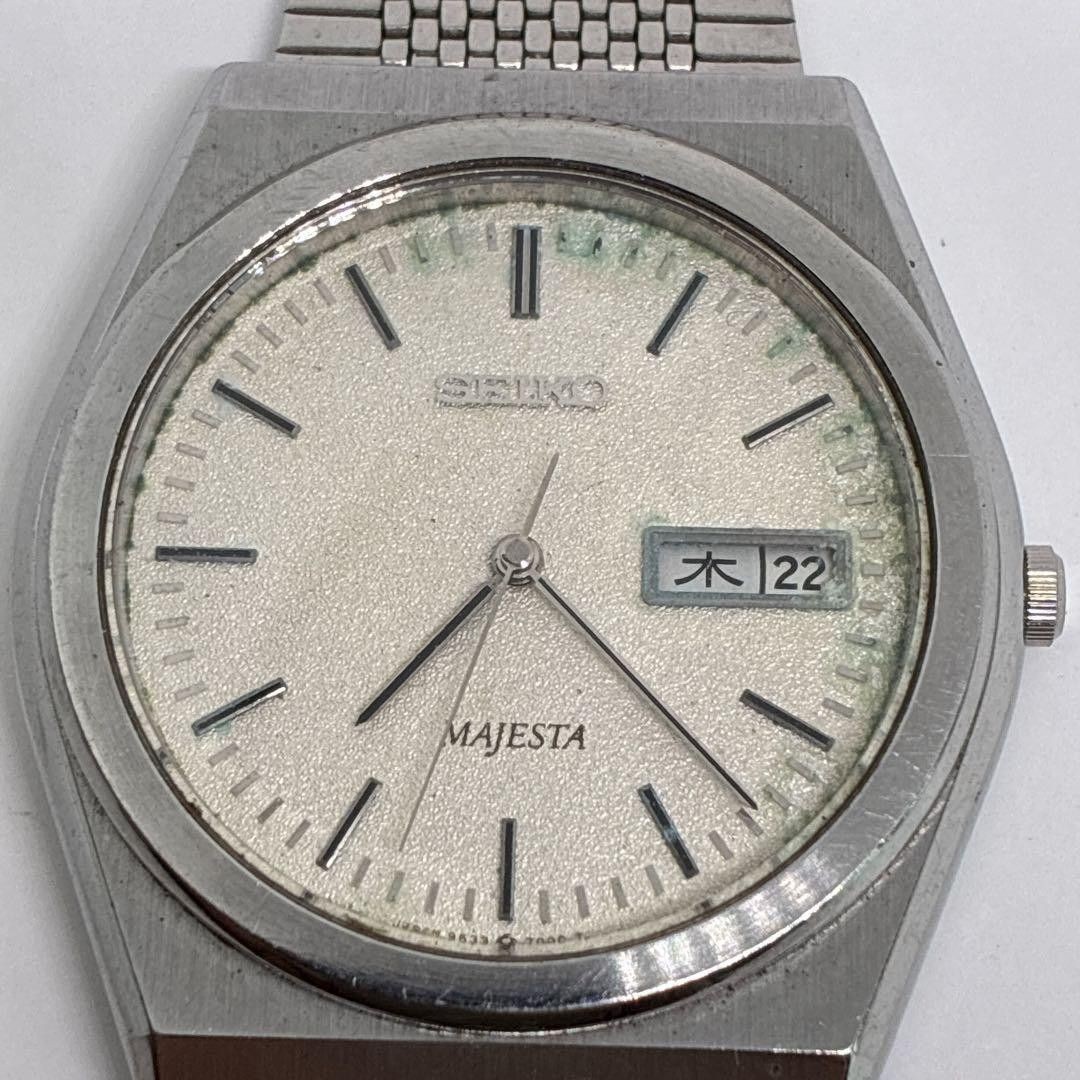 Good Condition Non Working Seiko Men s Wristwatch Manufactured in 1988 Vintage M