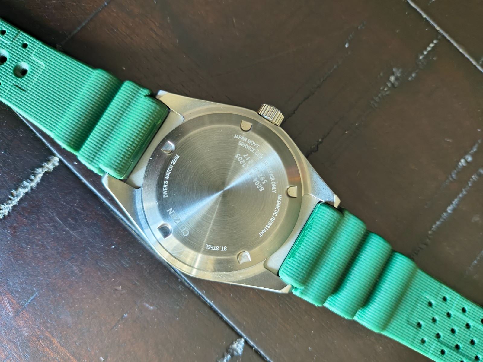 Citizen Promaster Diver Automatic ny0121-09x Green Face and Strap with Box