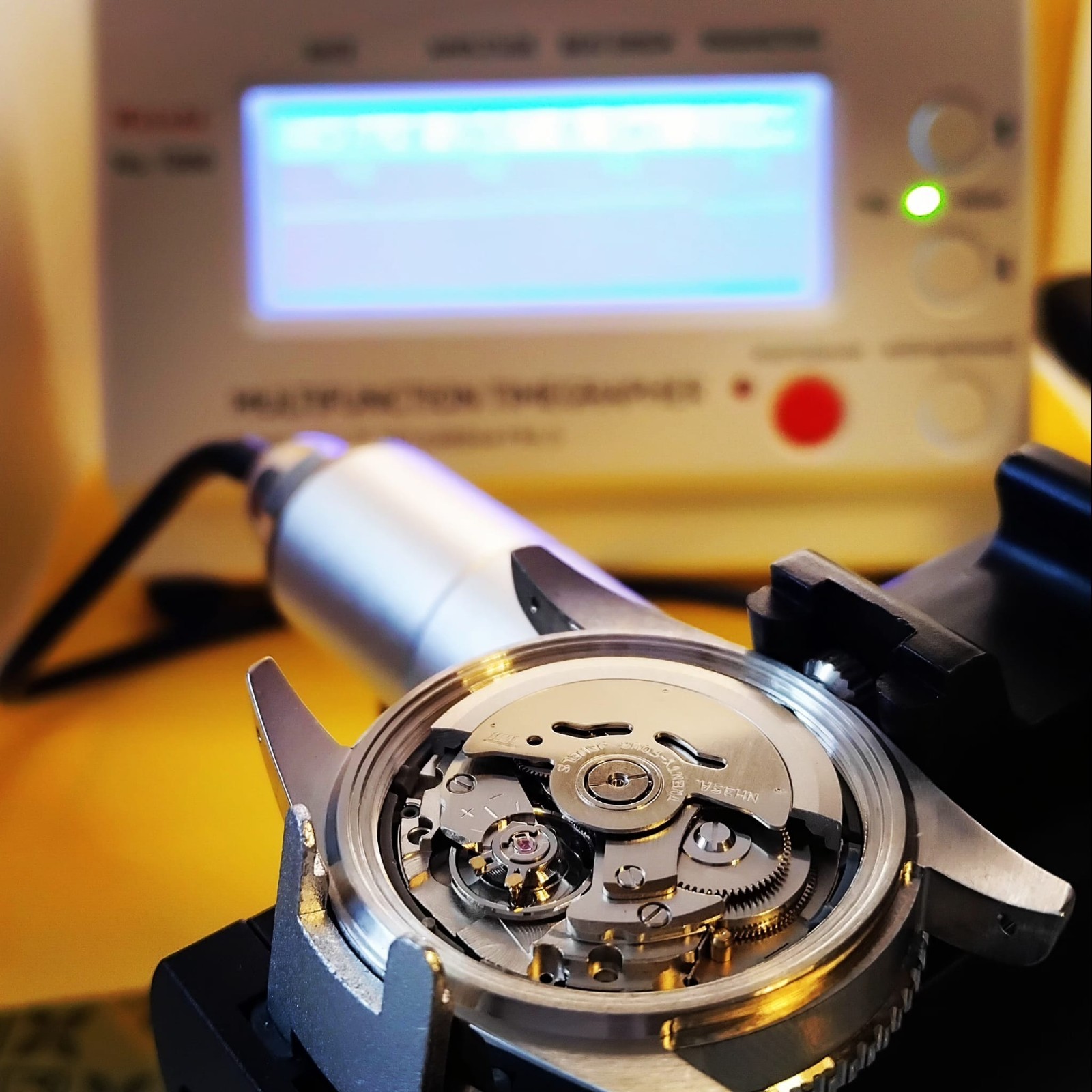 Vintage 38mm Automatic Movement Watch -Hora-