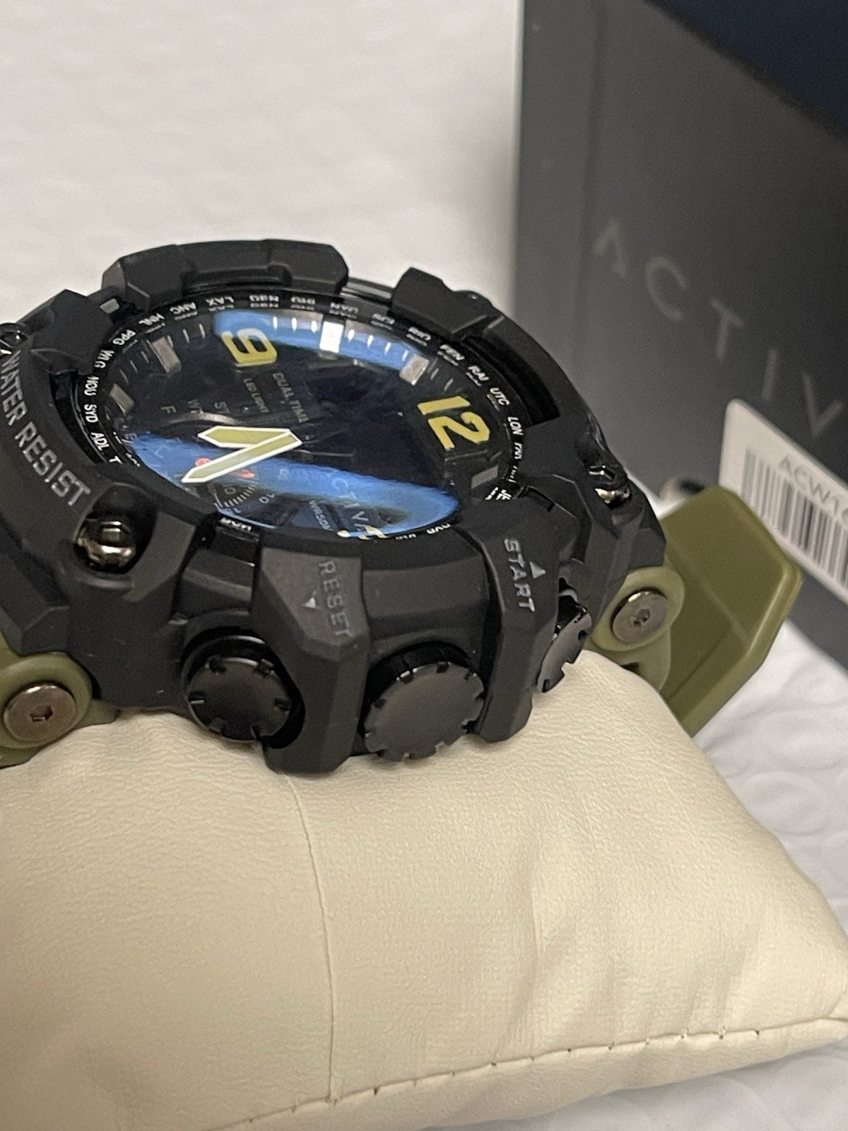 Activa – Invicta Men’s 56mm watch Black face and army green band