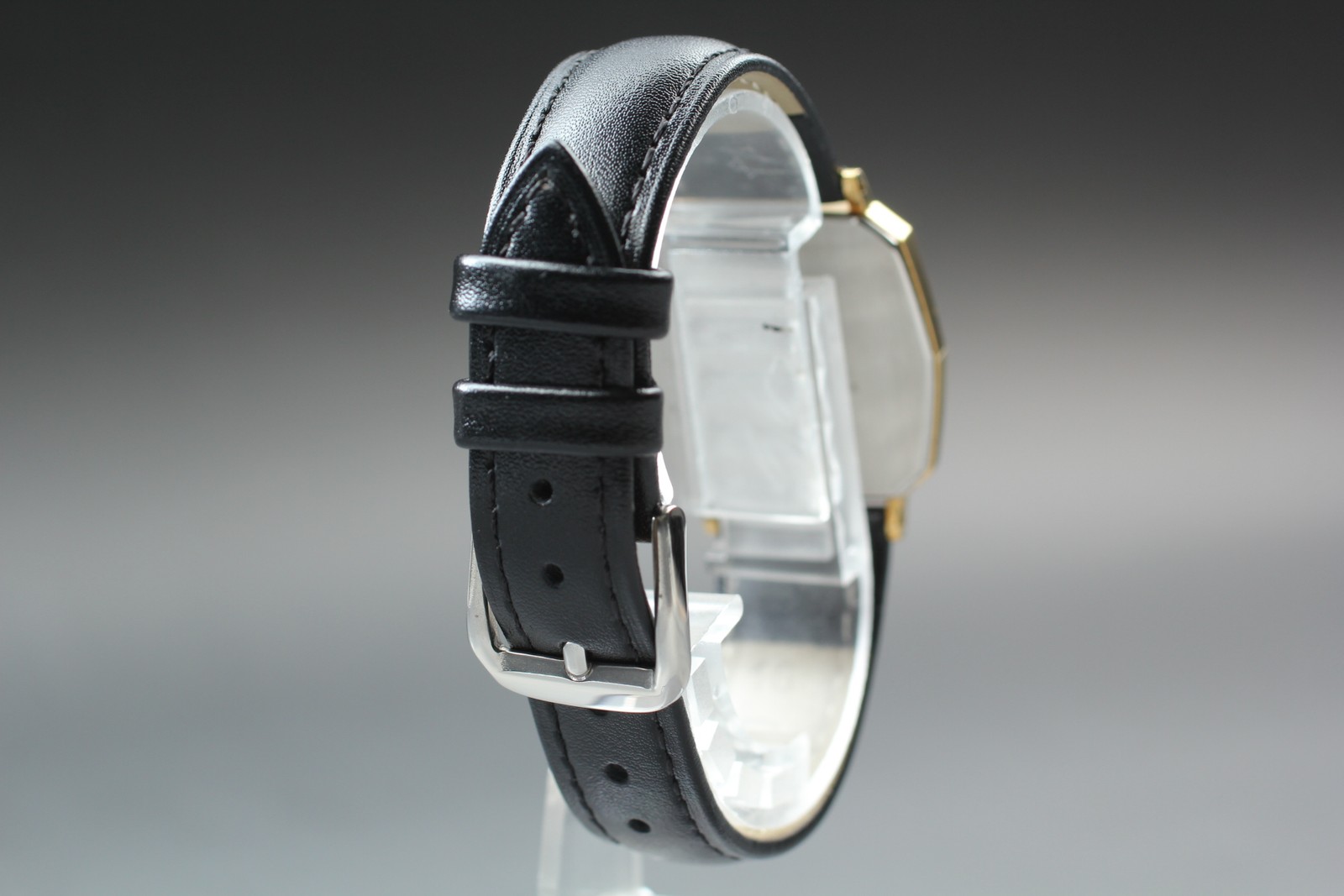 [Near Mint] Vintage SEIKO Dolce 7731-5120 Gold Dial Quartz Mens Watch From Japan