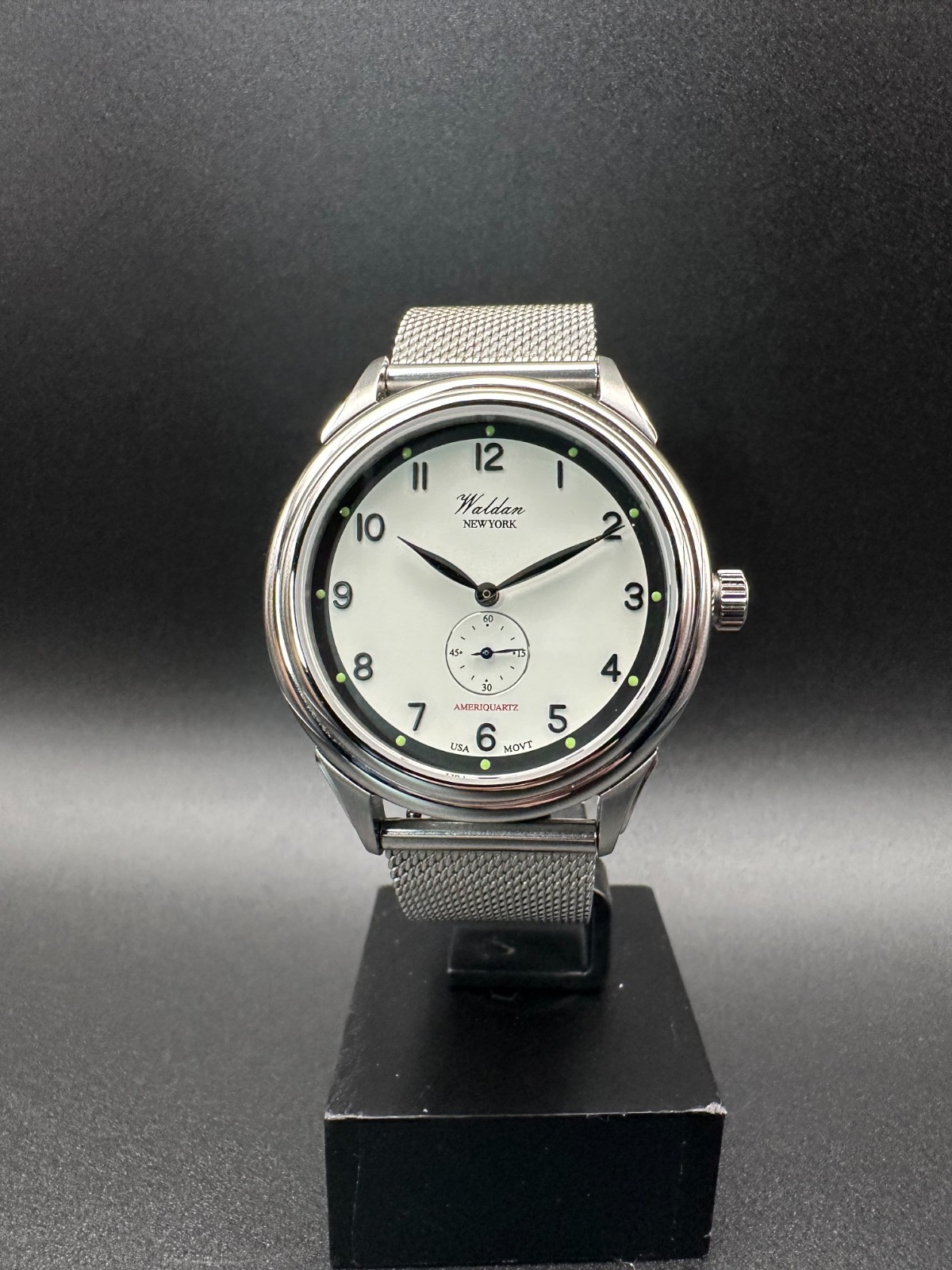 Waldan Heritage Professional 40mm Stark White Men’s Quartz Dress Watch w BONUS