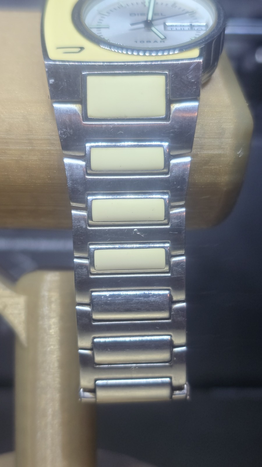 Men’s Vintage Y2K Diesel White/Steel Ref. DZ4067 Stainless Steel Watch 10 Bar