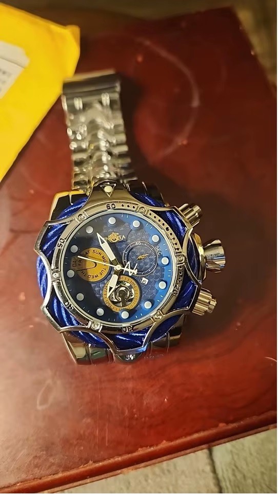 2025 New Luxury Design Large Dial Steel Band Wristwatch Dominant Outgoing Style