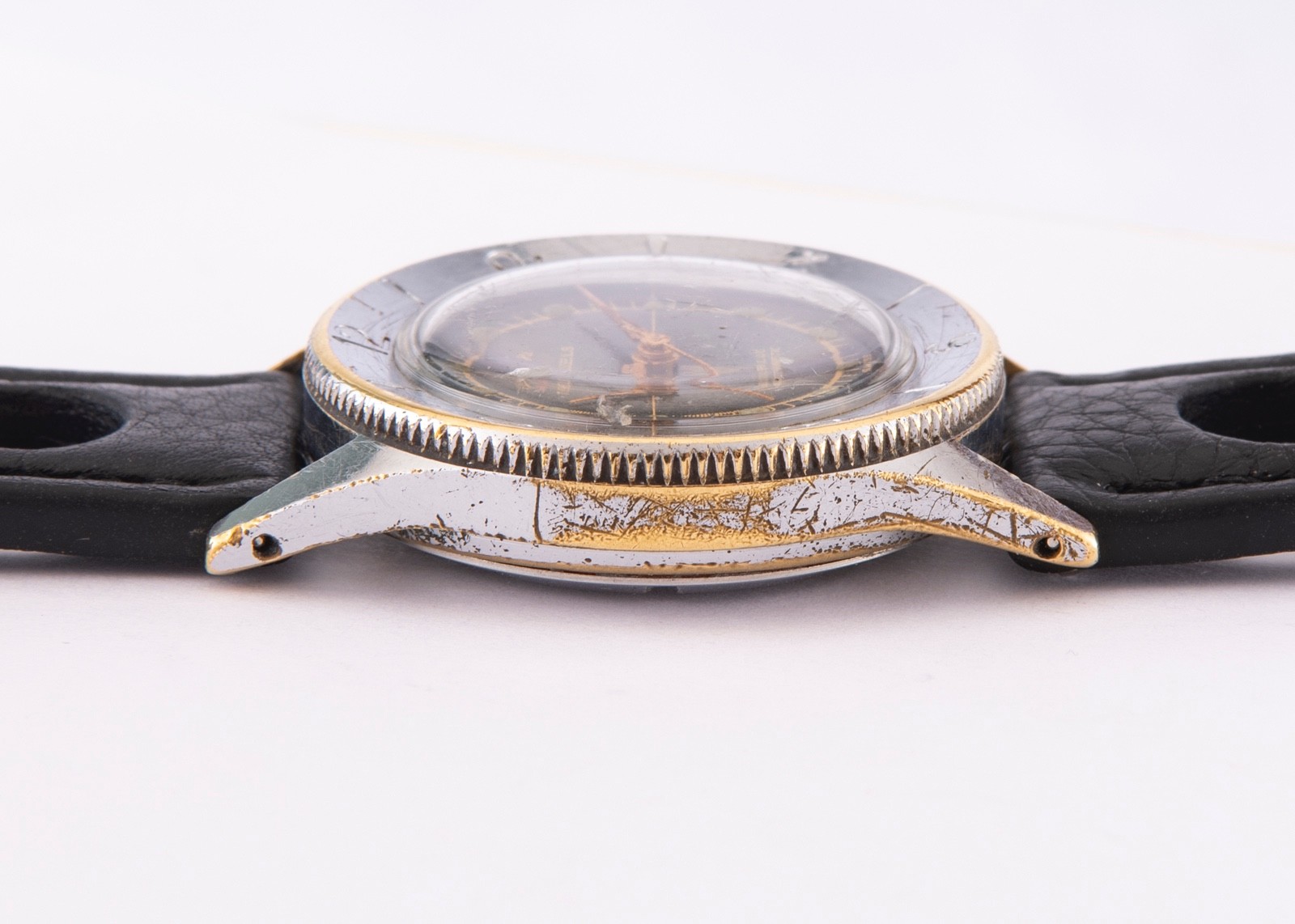 Vintage Men’s Hilton 2 Star 17 Jewels Watch Swiss Movement French Case Repair