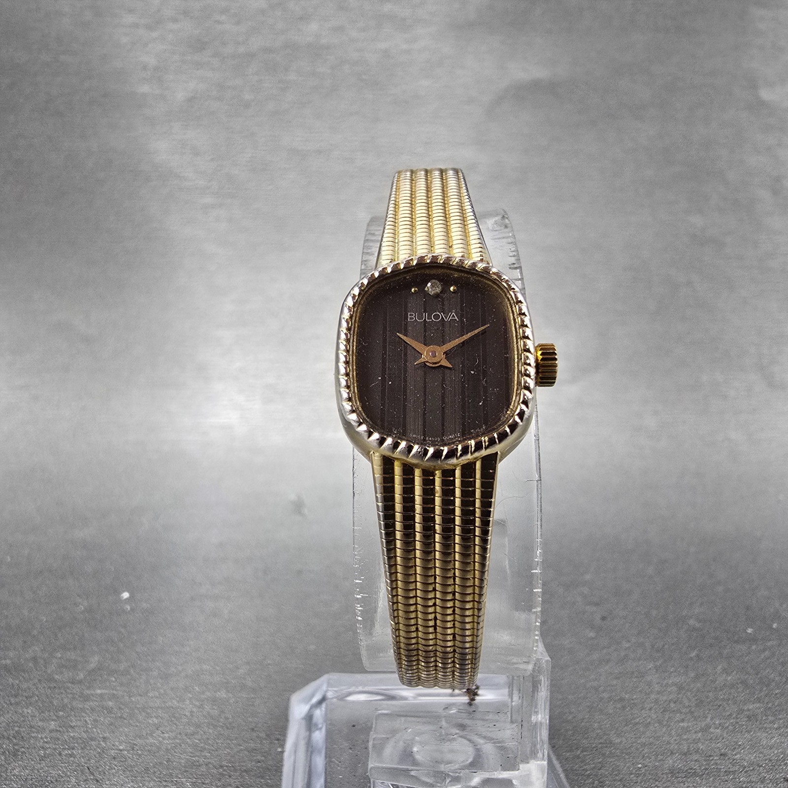 Bulova Watch Women 16mm Black Dial Gold Tone Oval 84505 New Battery Vintage