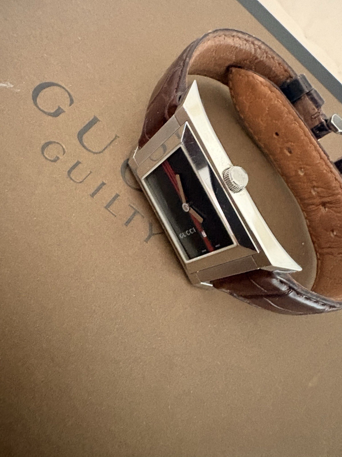 Gucci 111M Swiss Made Quartz Date Black/Red Dial Brown Leather