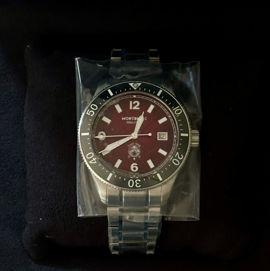 NEW Montblanc 1858 Iced Sea Automatic Date 132291 Burgundy Dial 41mm