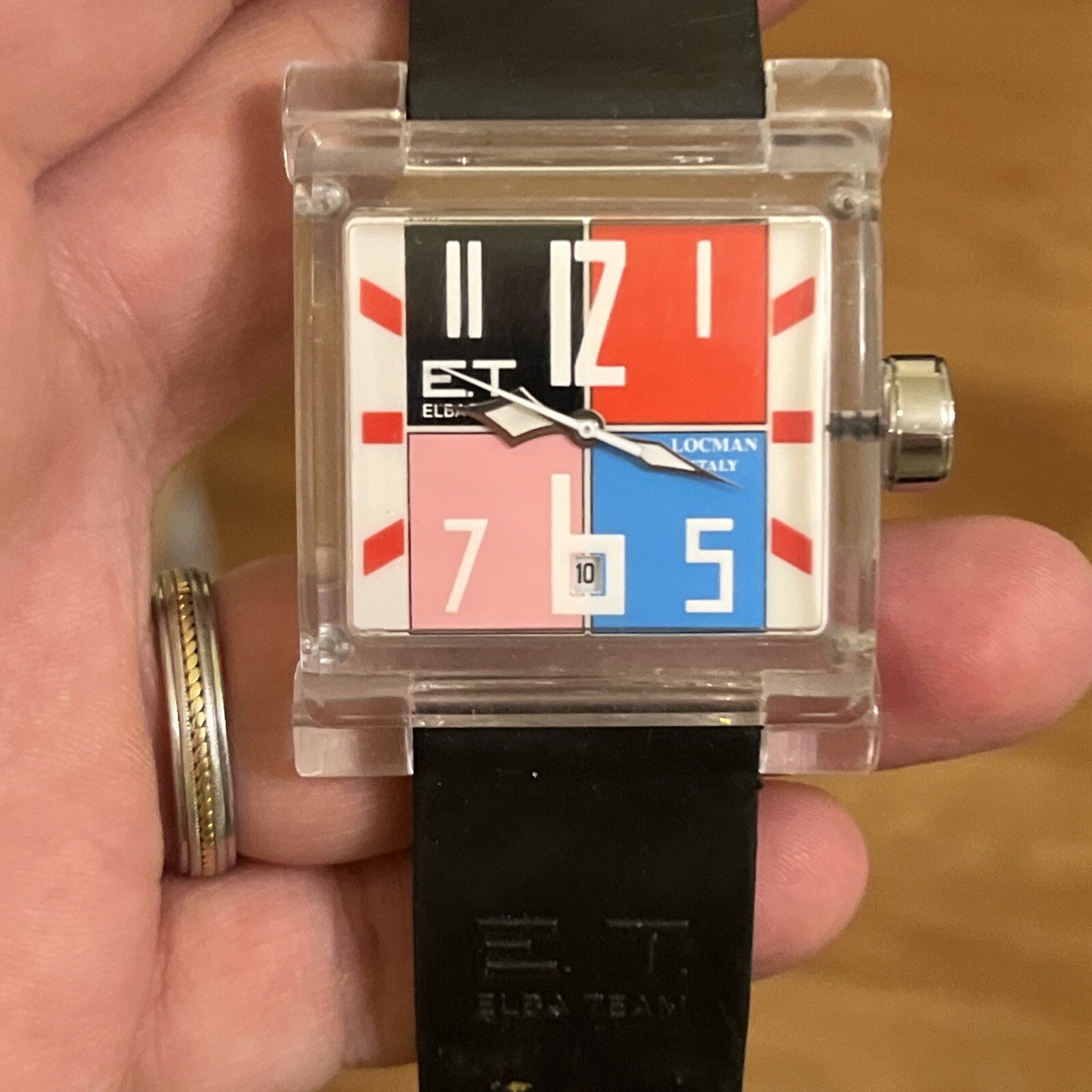 ELBA TEAM ET380 LOCMAN WATCH in Black/White/Red/Blue/Pink Black Band NEW battery