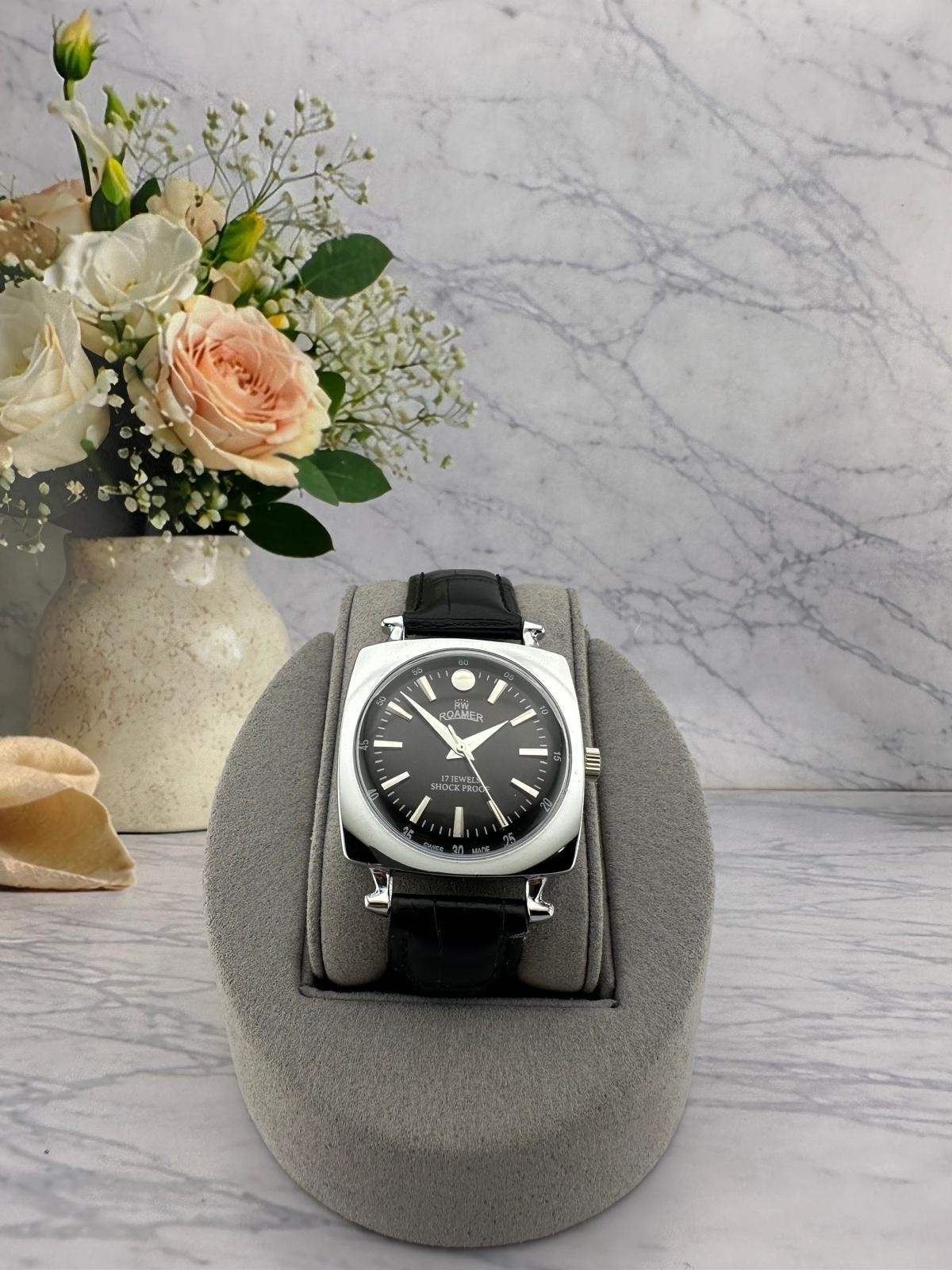 Vintage Roamer ST96 Hand Winding 17 Jewel Mechanical Men’s Wrist Watch