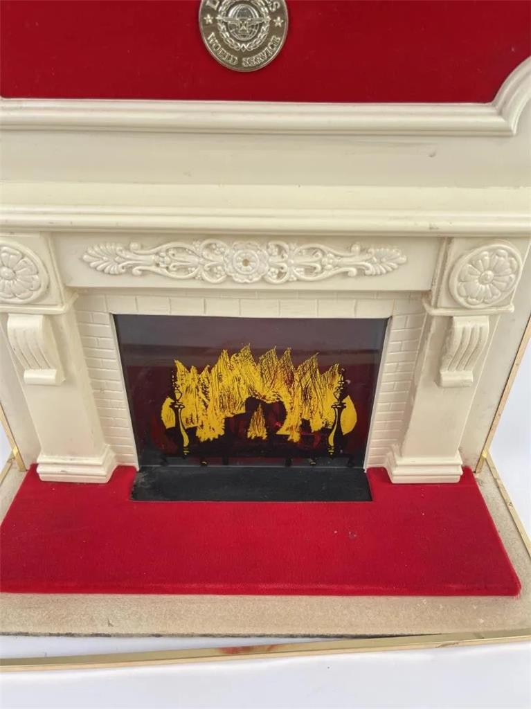 VINTAGE 1950’S LONGINES ANIMATED “FIREPLACE” DISPLAY – NEW OLD STOCK!!