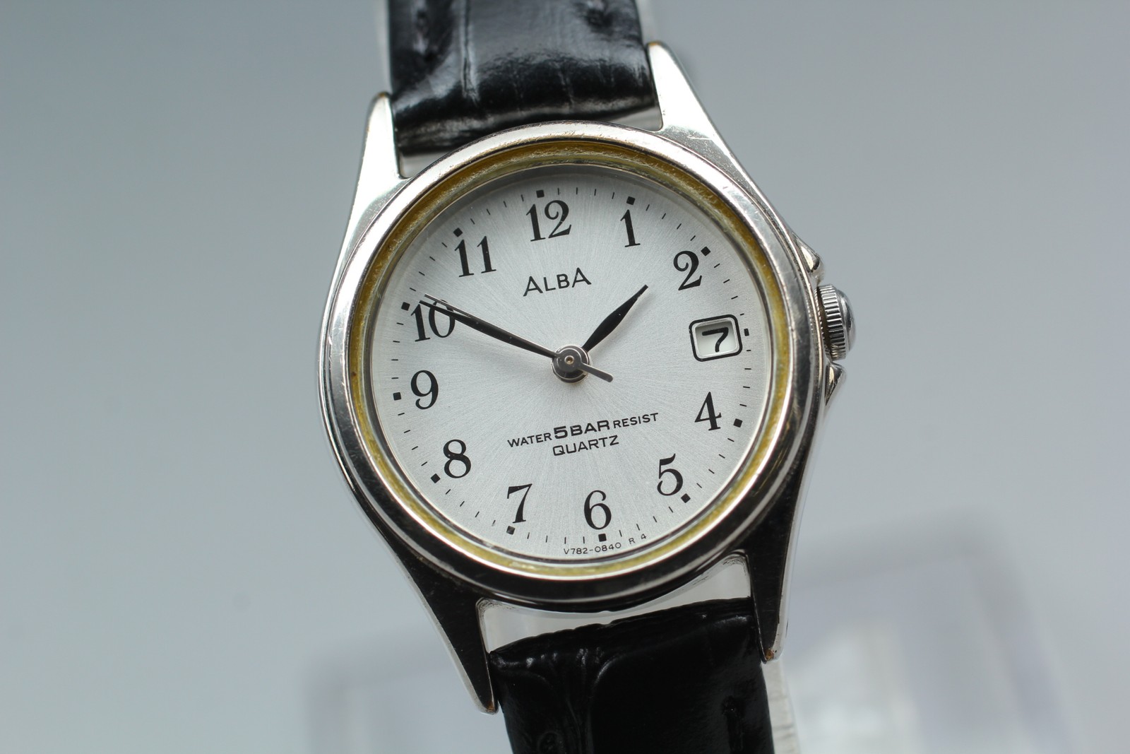 Vintage 2001 [Near MINT] Seiko Alba V782-0500 Silver Date 24mm Qz Ladies Watch