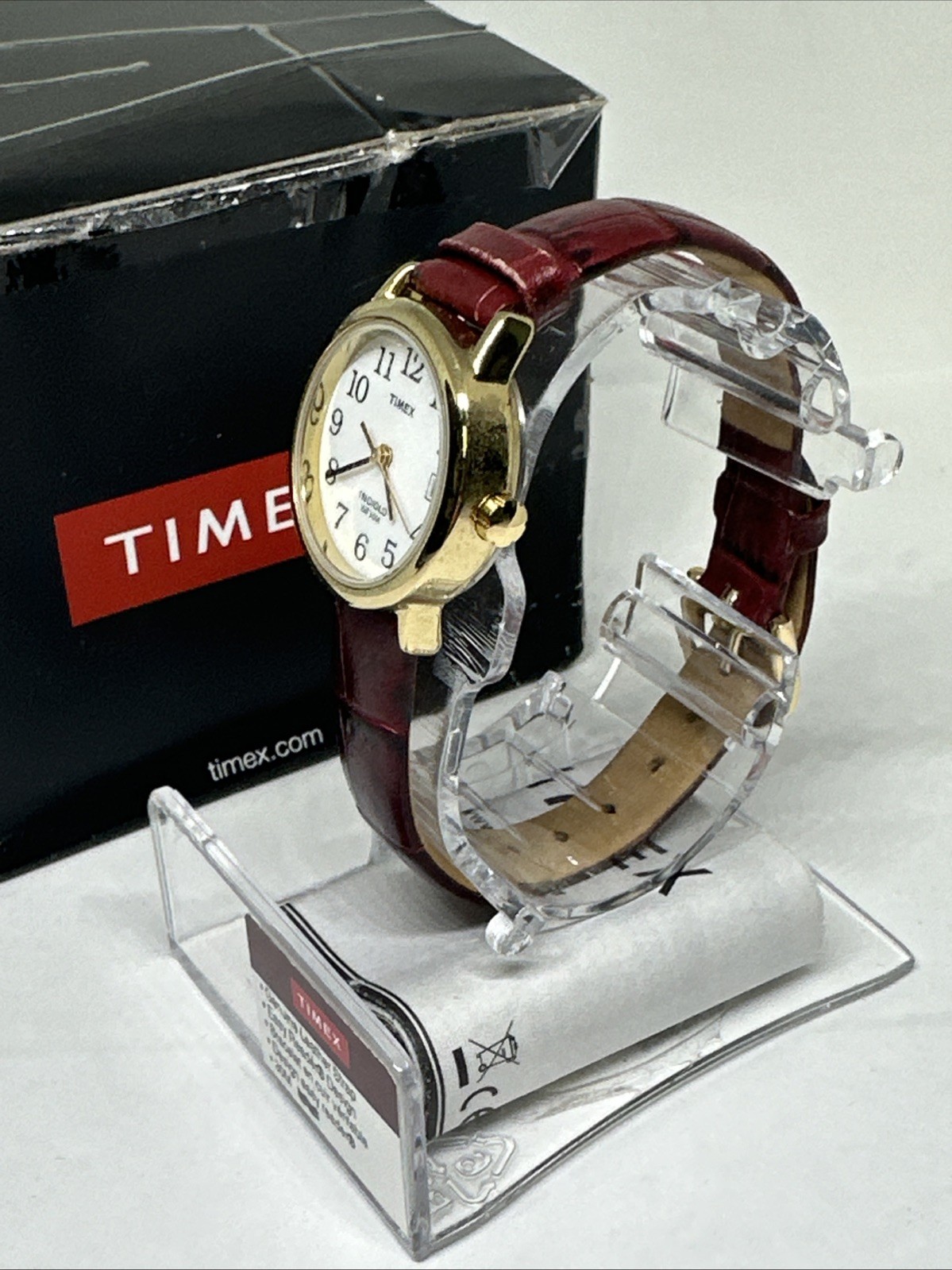 Timex Easy Reader TW2R63400 Women’s Burgundy Leather Strap Quartz Watch XOB78