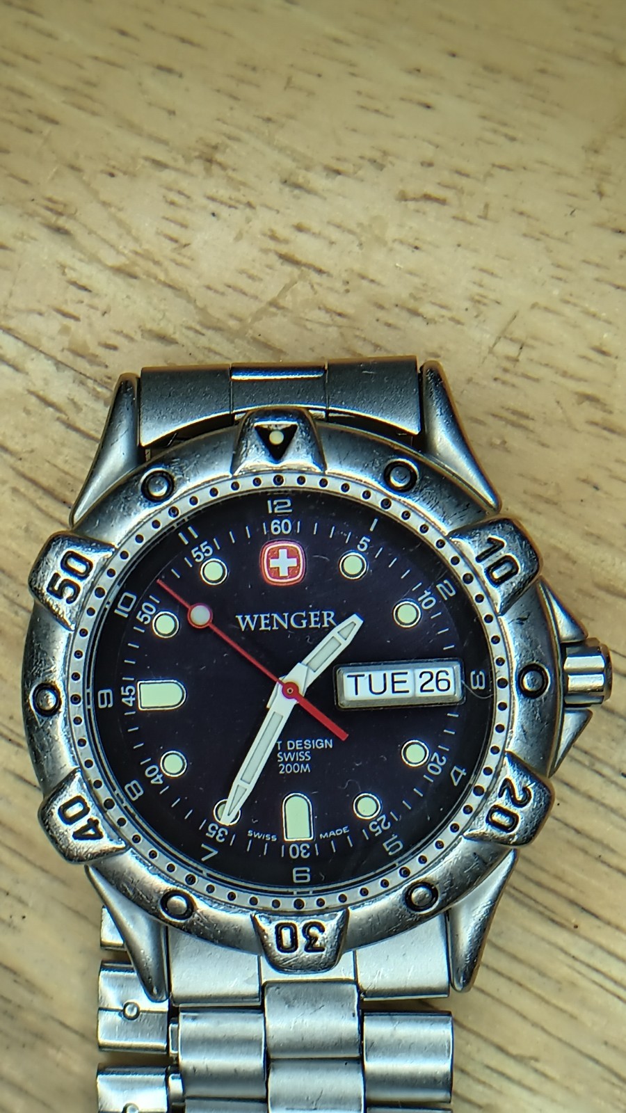 Swiss Army SMT Dive Watch Blue Dial 200M Rotating Bezel Screw Down Crown SS Case