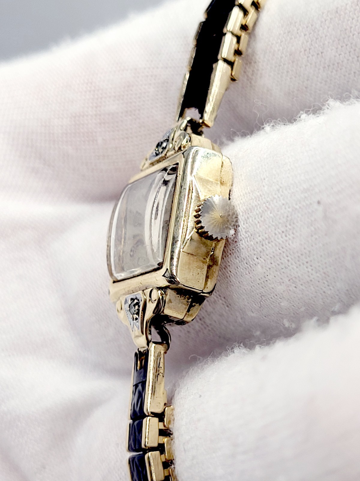 Bulova Ladies Diamond Watch 10K Gold Filled Art Deco Cocktail Vintage 1940 RUNS
