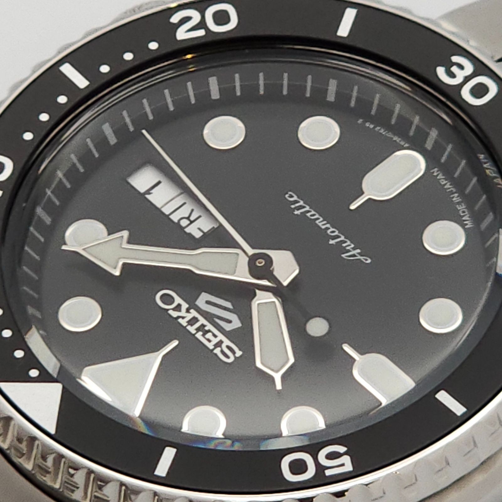 Seiko Five Classic Sports Automatic Watch 4R3607G0 Mens Classic Sport wrist 20cm