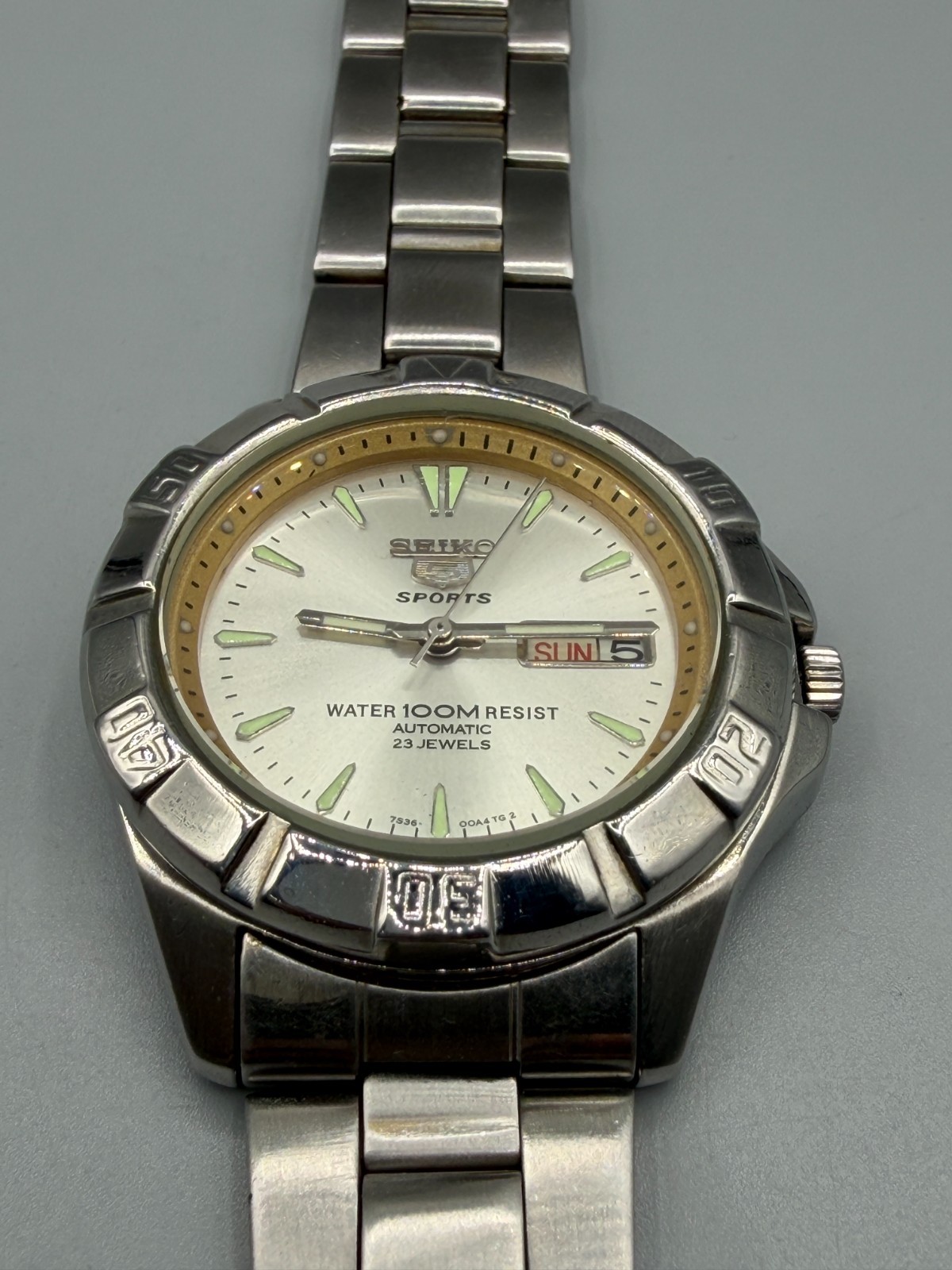 Vintage Seiko 5 Sports Automatic 7s36 Men’s Watch 42 mm Day Date Japan Made